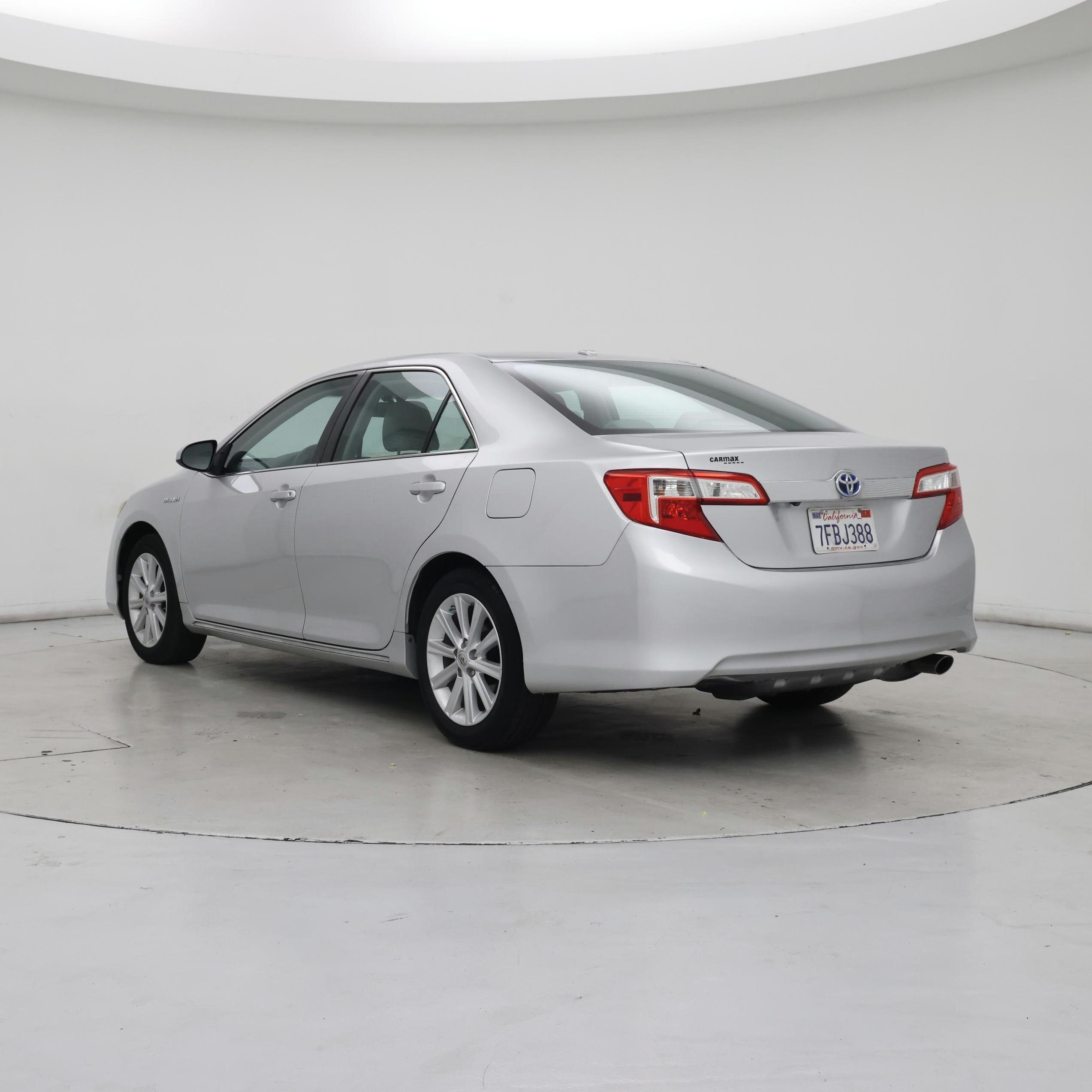 Thumbnail: 2014 Toyota Camry - 2