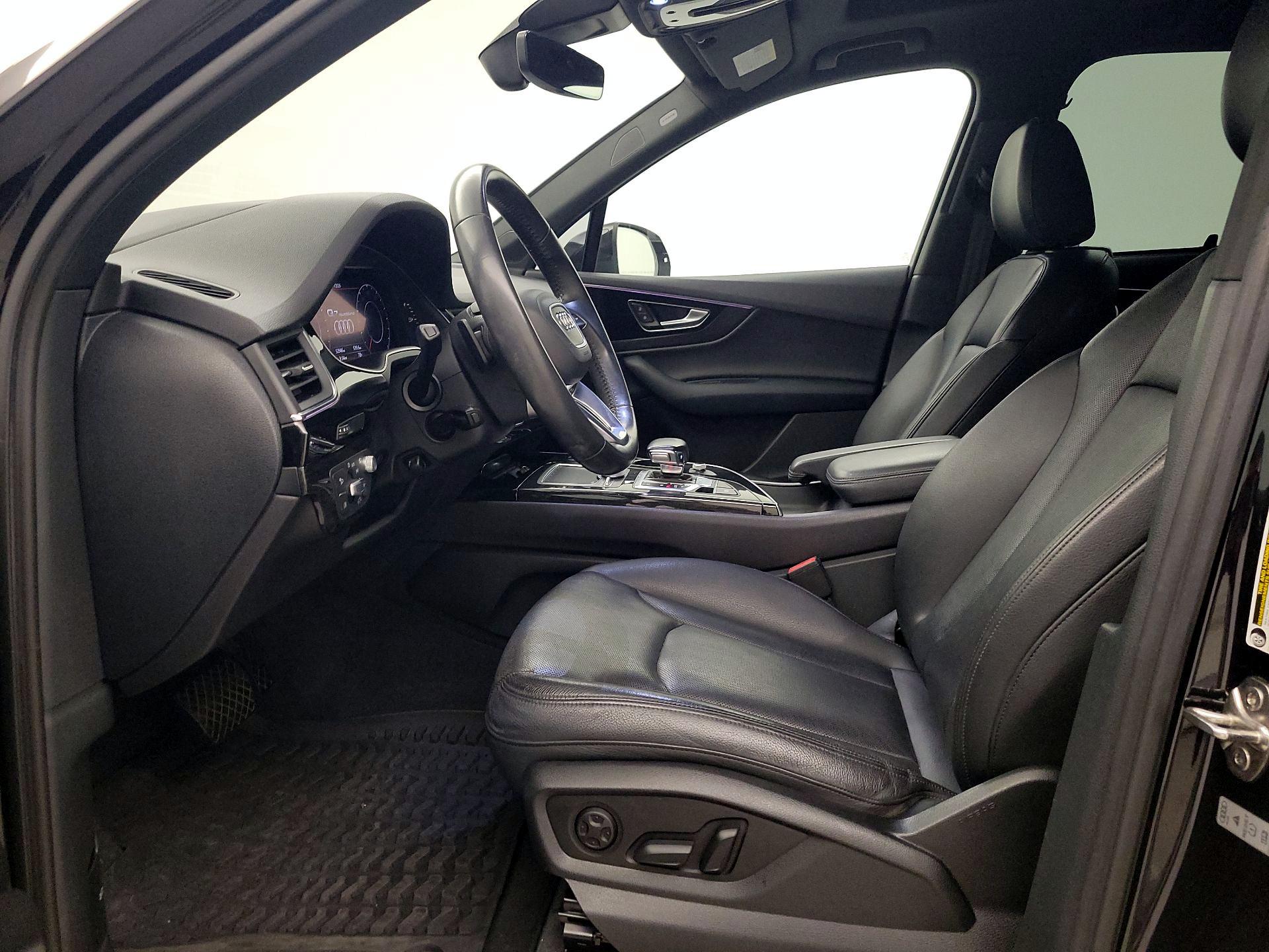 Thumbnail: 2019 Audi Q7 - 11