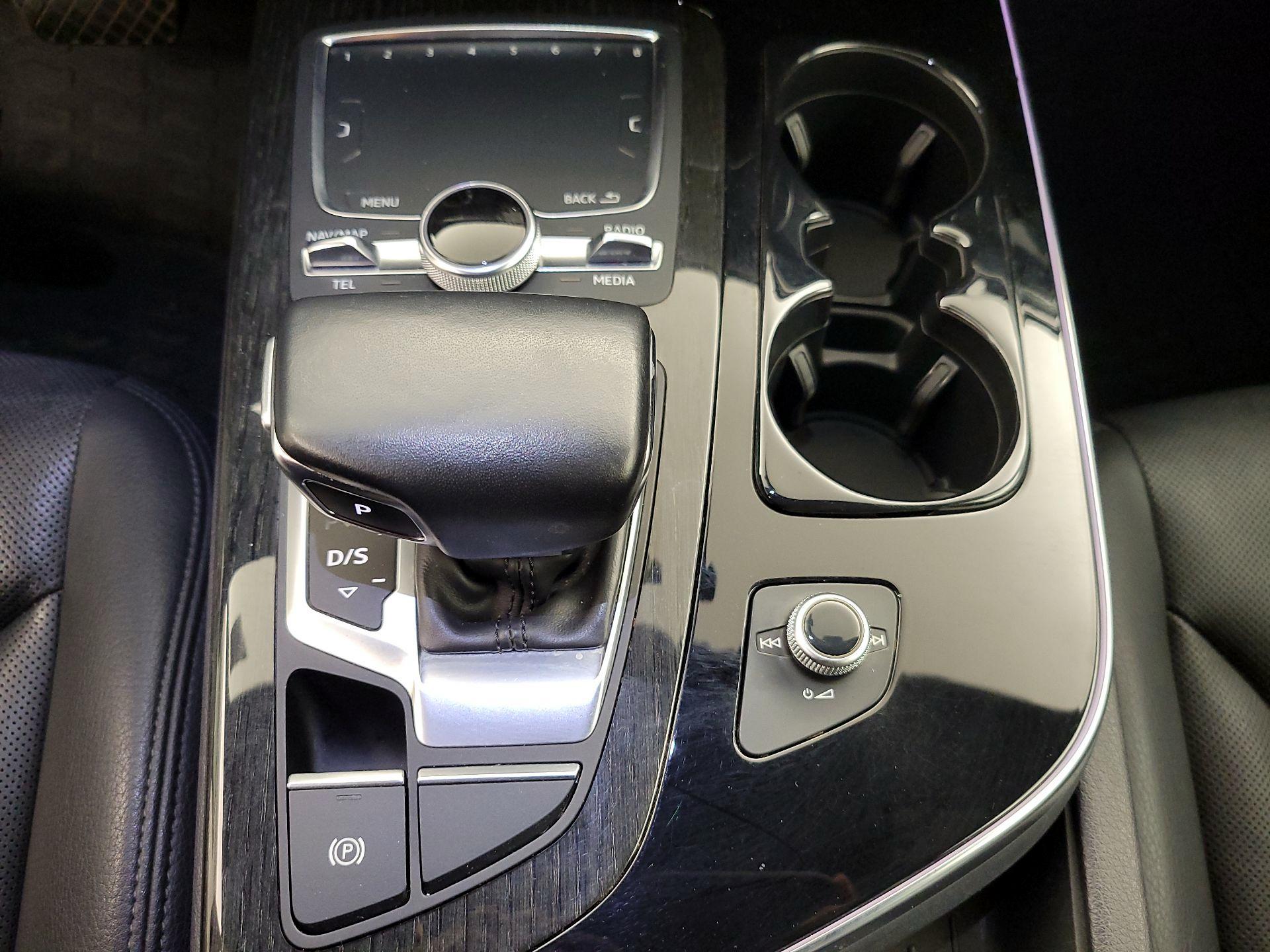 Thumbnail: 2019 Audi Q7 - 18