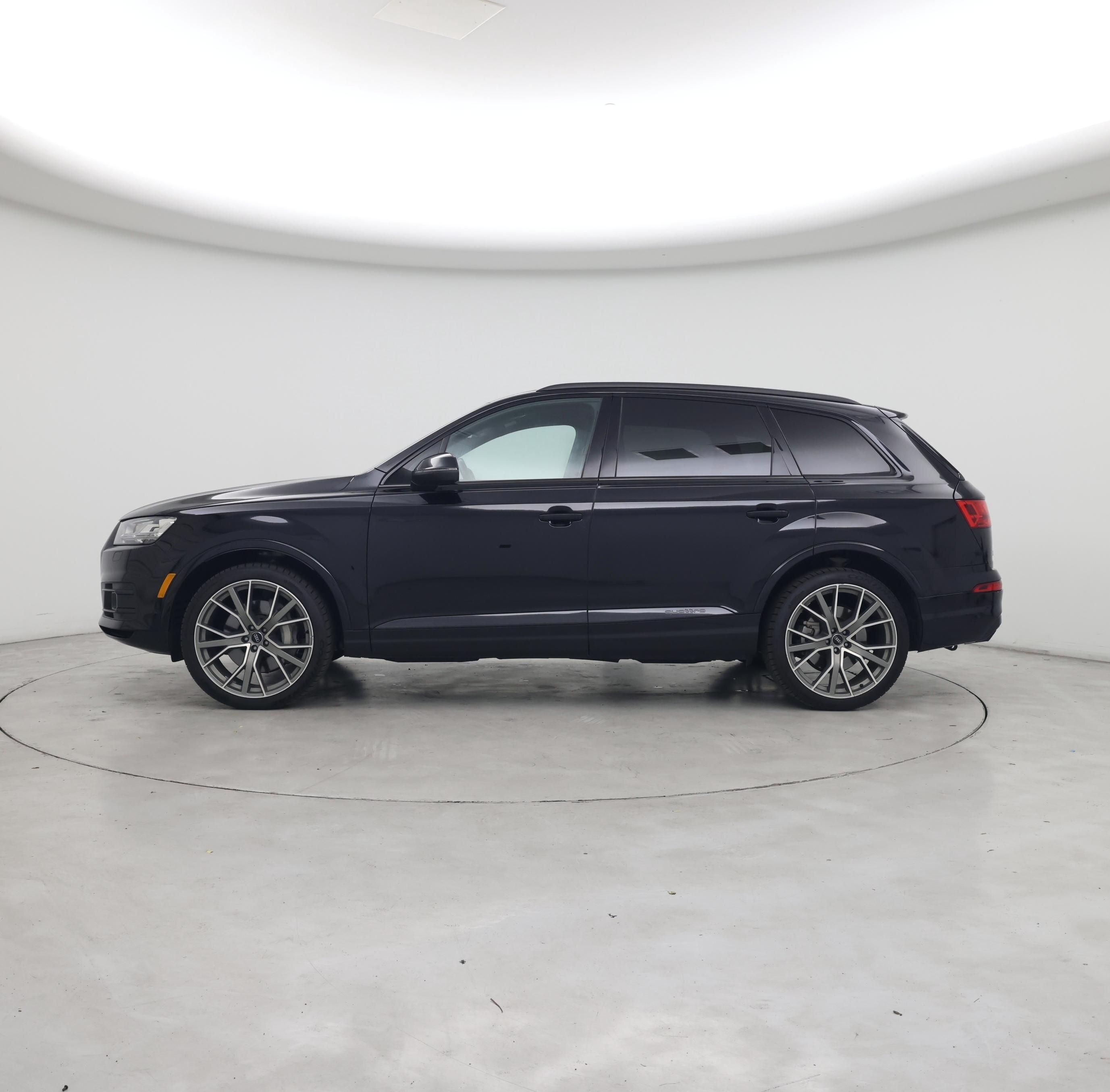 Thumbnail: 2019 Audi Q7 - 3