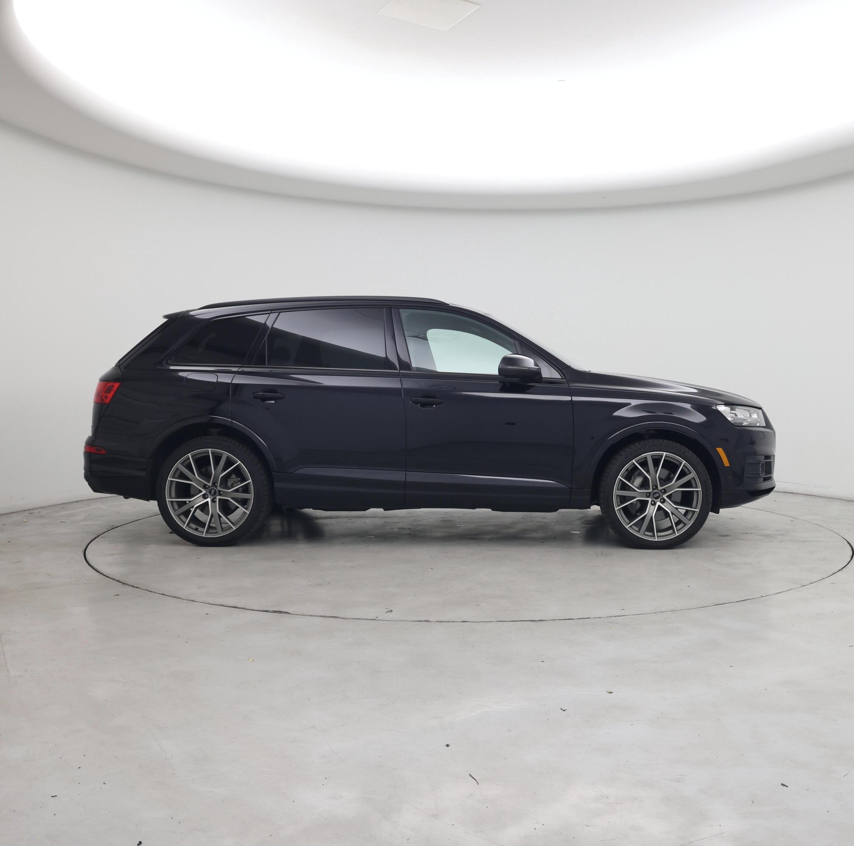 Thumbnail: 2019 Audi Q7 - 7