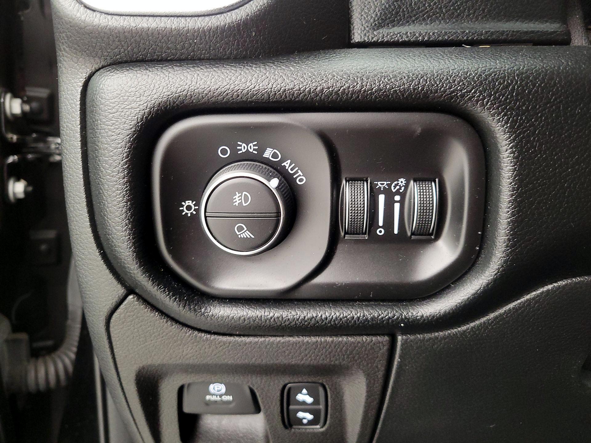 Thumbnail: 2022 RAM 1500 - 13