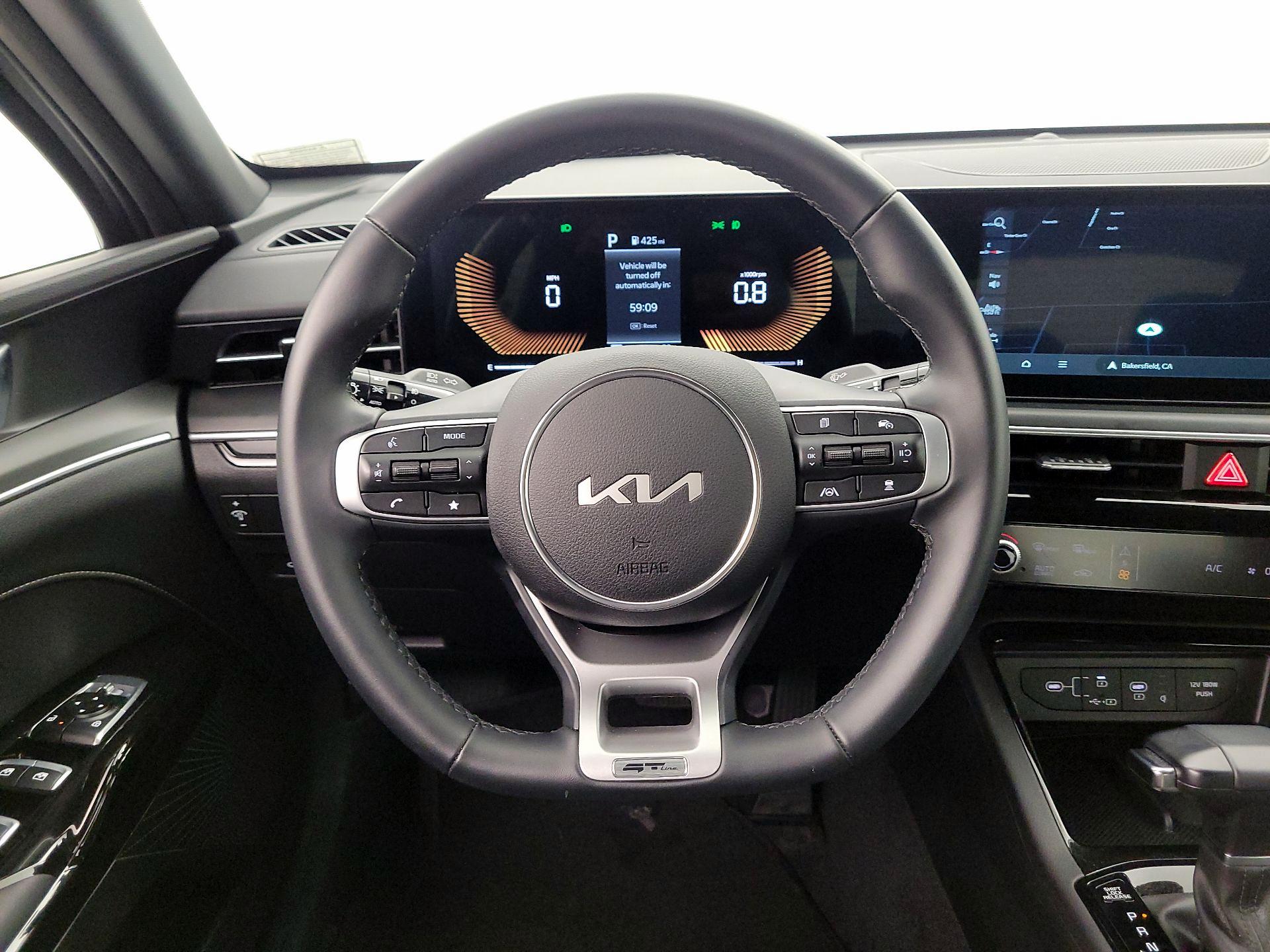 Thumbnail: 2026 Kia K5 - 10