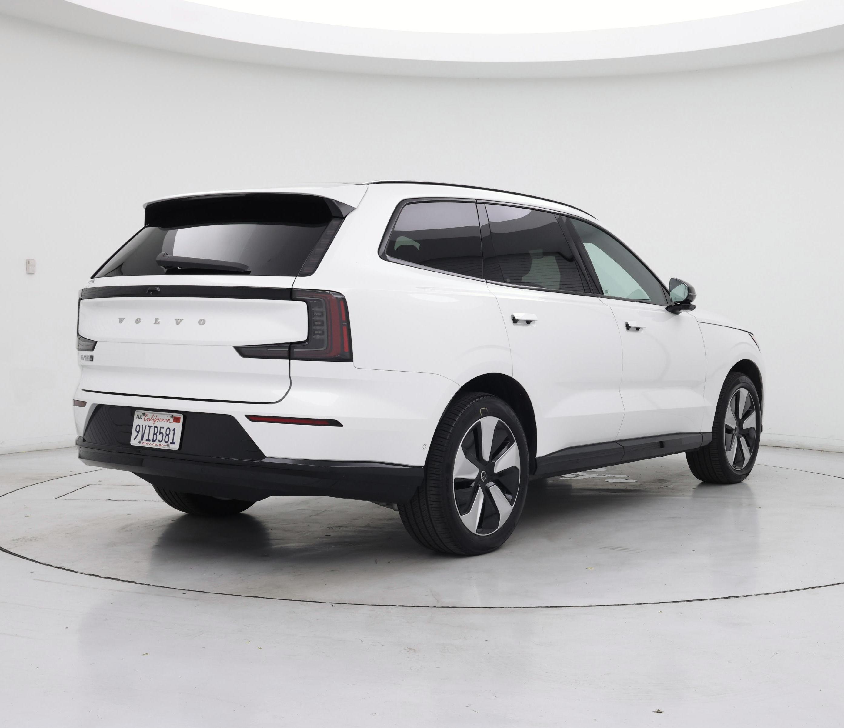 Thumbnail: 2025 Volvo EX90 - 8