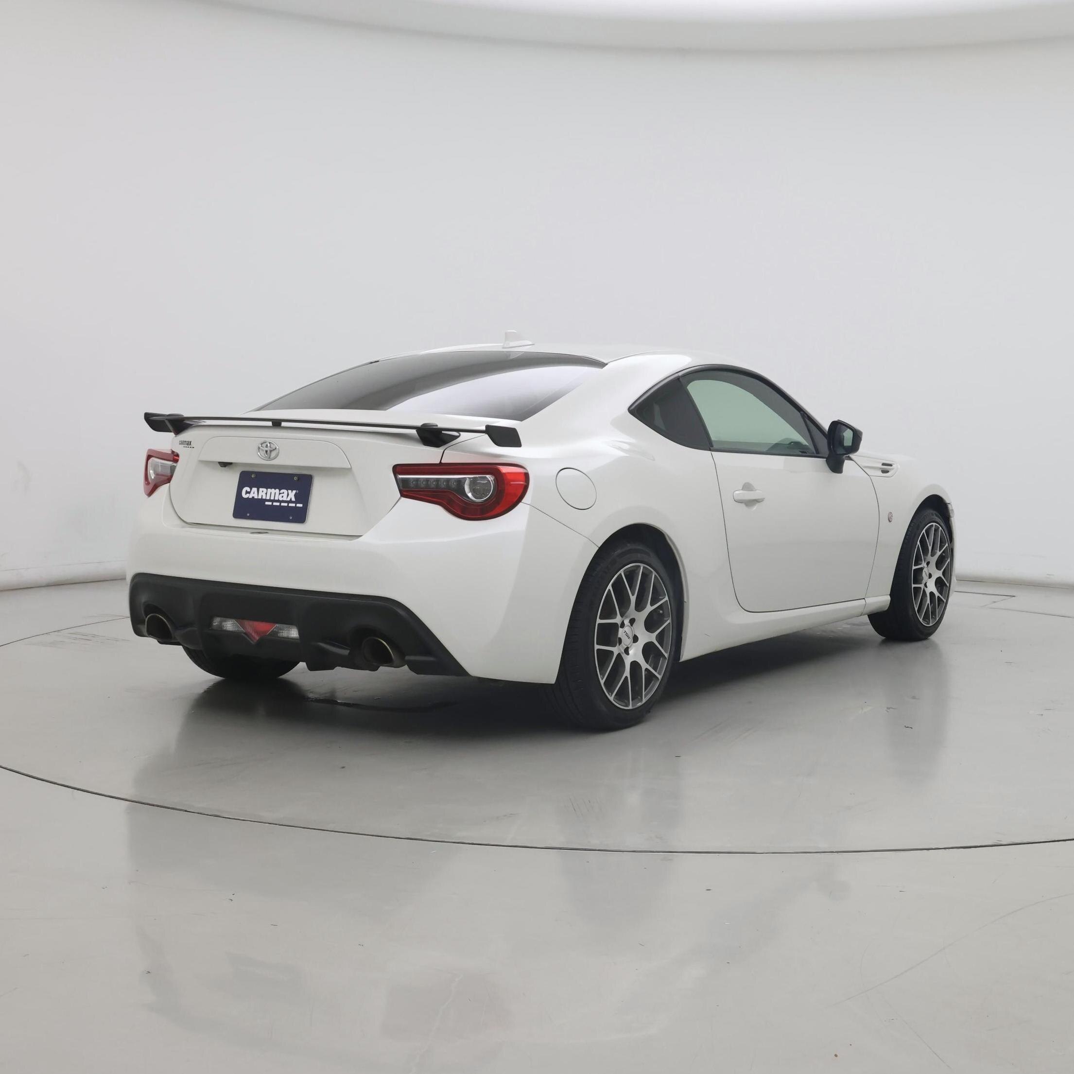 Thumbnail: 2017 Toyota 86 - 8