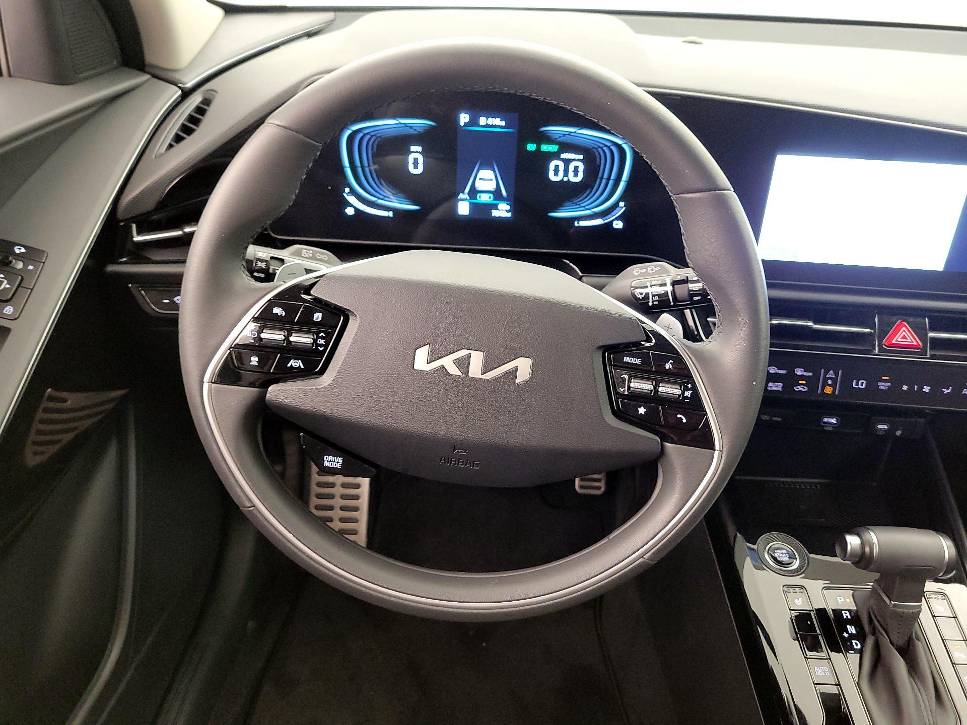 Thumbnail: 2025 Kia Niro - 10