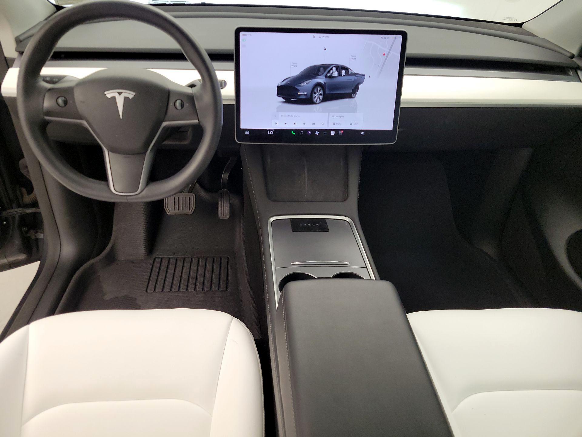 Thumbnail: 2023 Tesla Model Y - 9