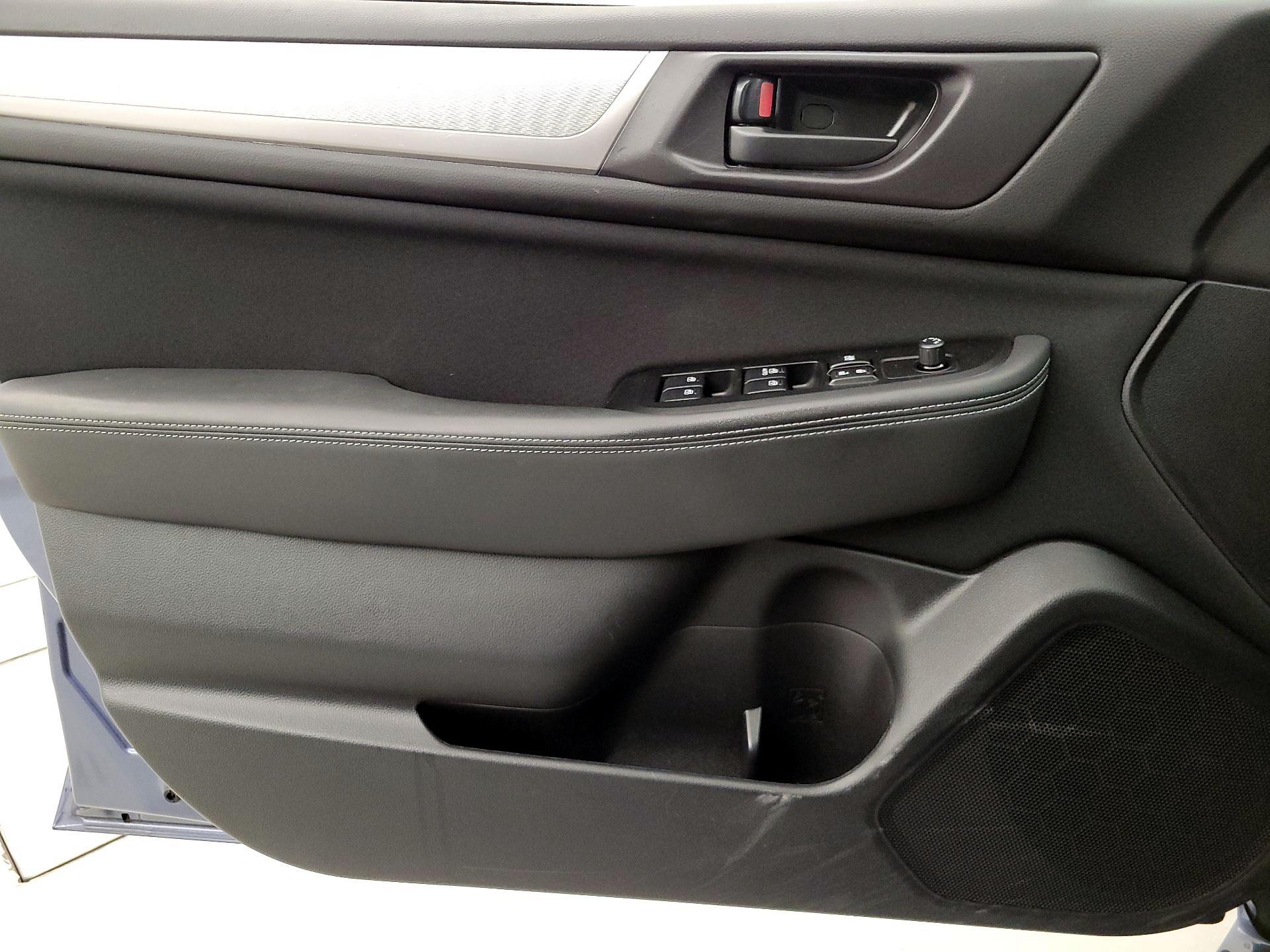 Thumbnail: 2016 Subaru Legacy - 12