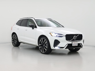 2024 Volvo XC60 B5 Ultimate Dark Theme