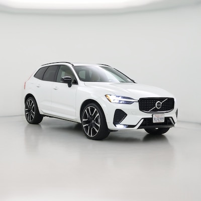 2024 Volvo XC60 B5 Ultimate Dark Theme