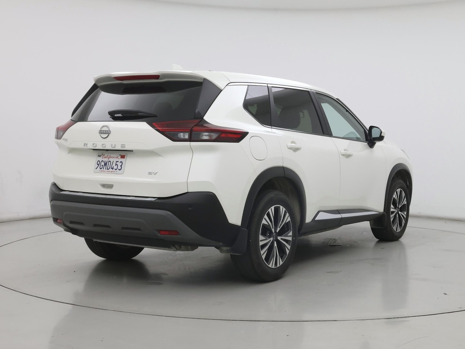 2023 Nissan Rogue SV - Photo 9