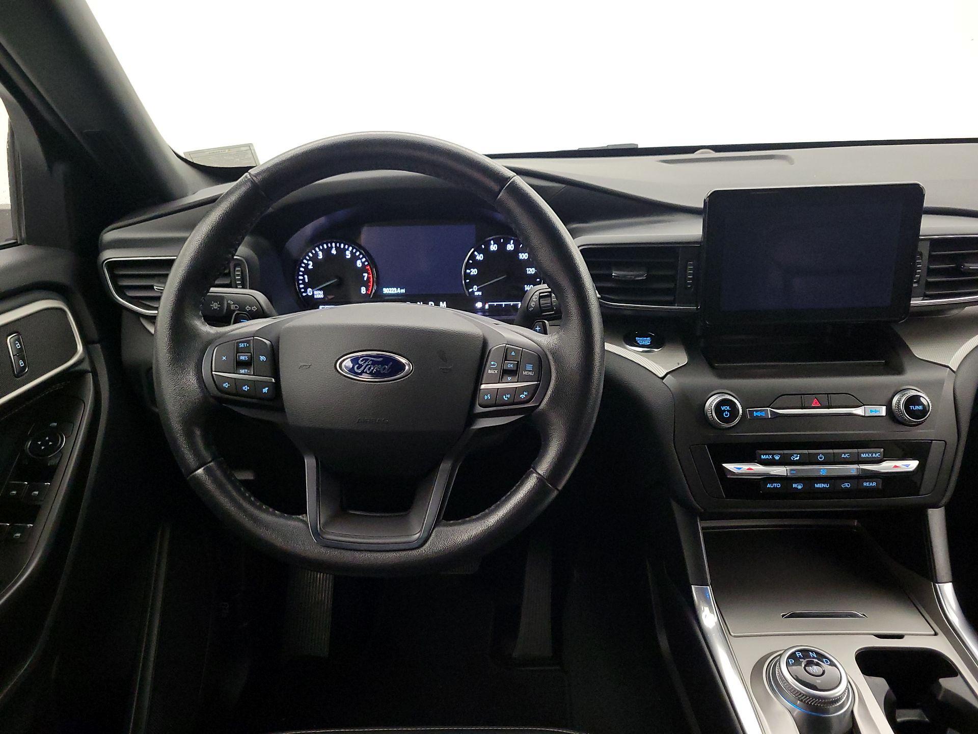 Thumbnail: 2020 Ford Explorer - 10