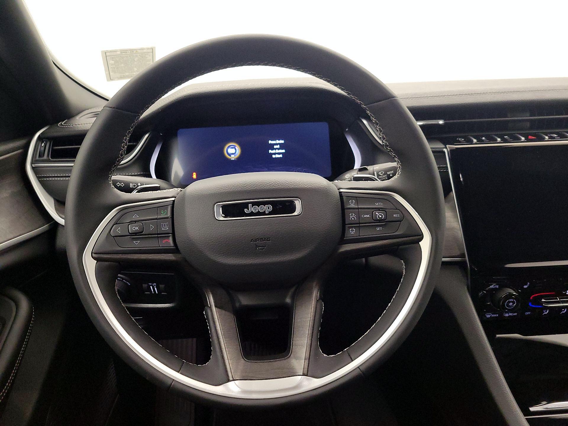 Thumbnail: 2025 Jeep Grand Cherokee - 10