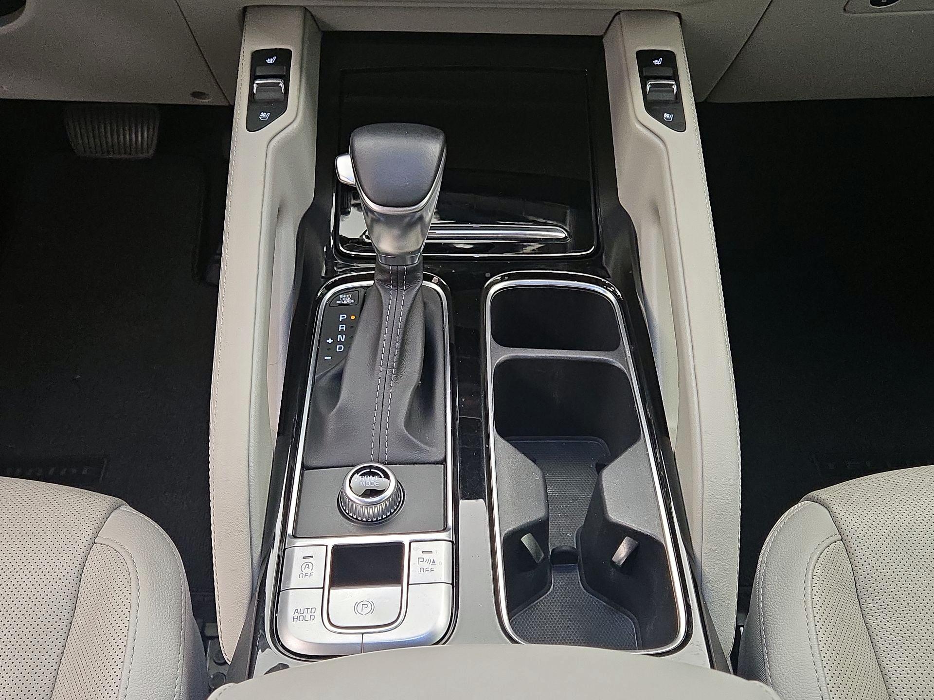 Thumbnail: 2022 Kia Telluride - 18