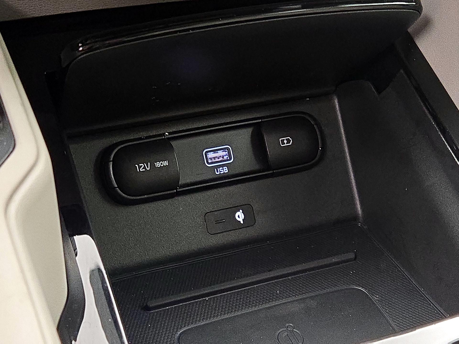 Thumbnail: 2022 Kia Telluride - 19