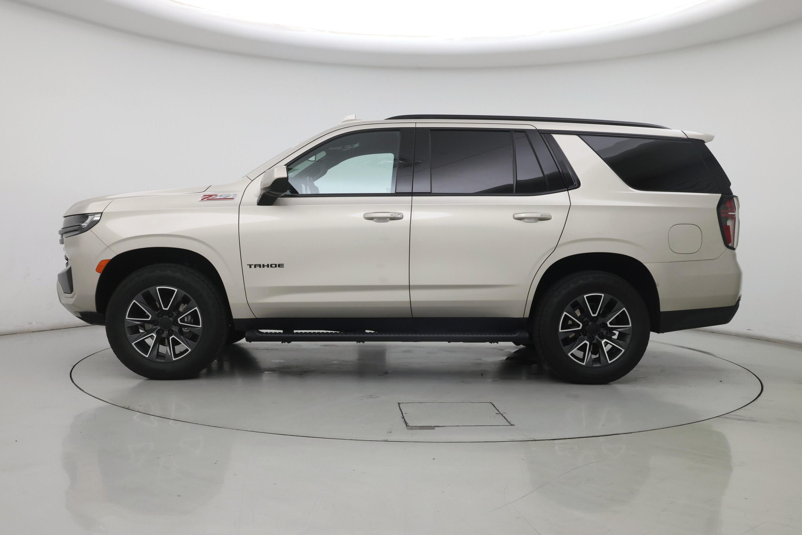 Thumbnail: 2021 Chevrolet Tahoe - 3