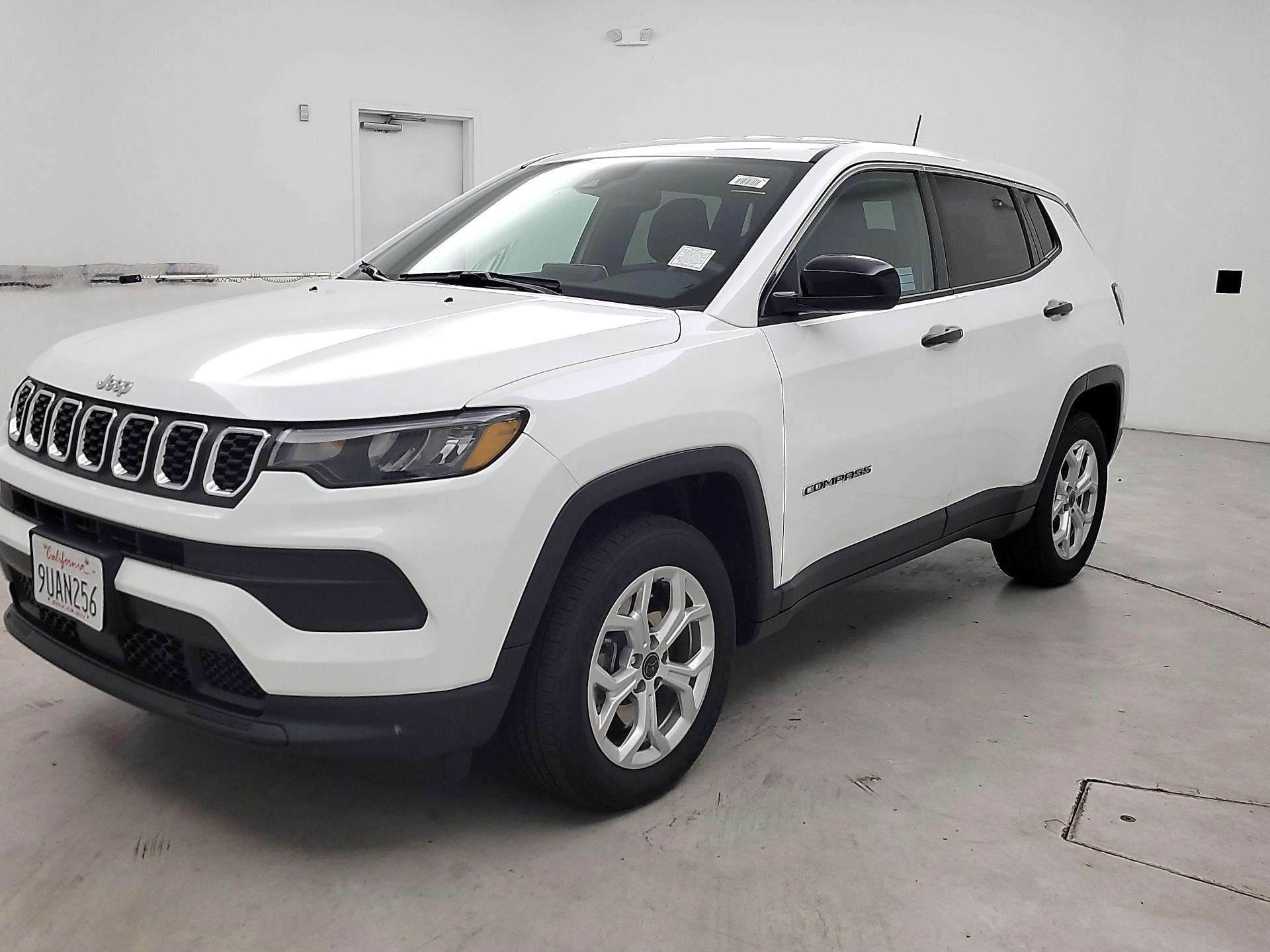 Thumbnail: 2025 Jeep Compass - 3