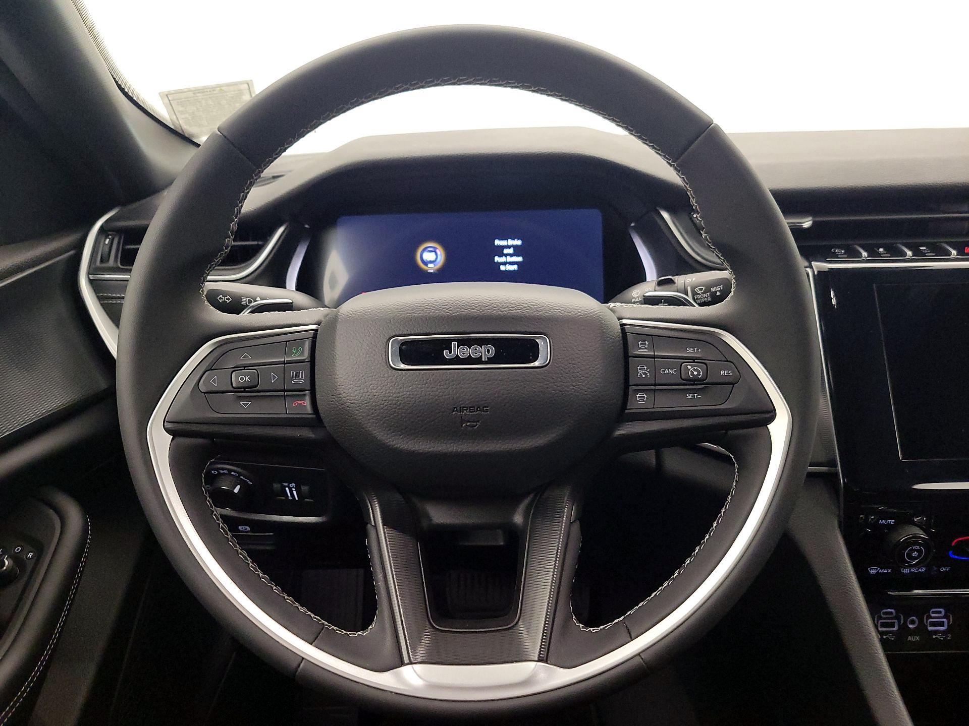 Thumbnail: 2025 Jeep Grand Cherokee - 10