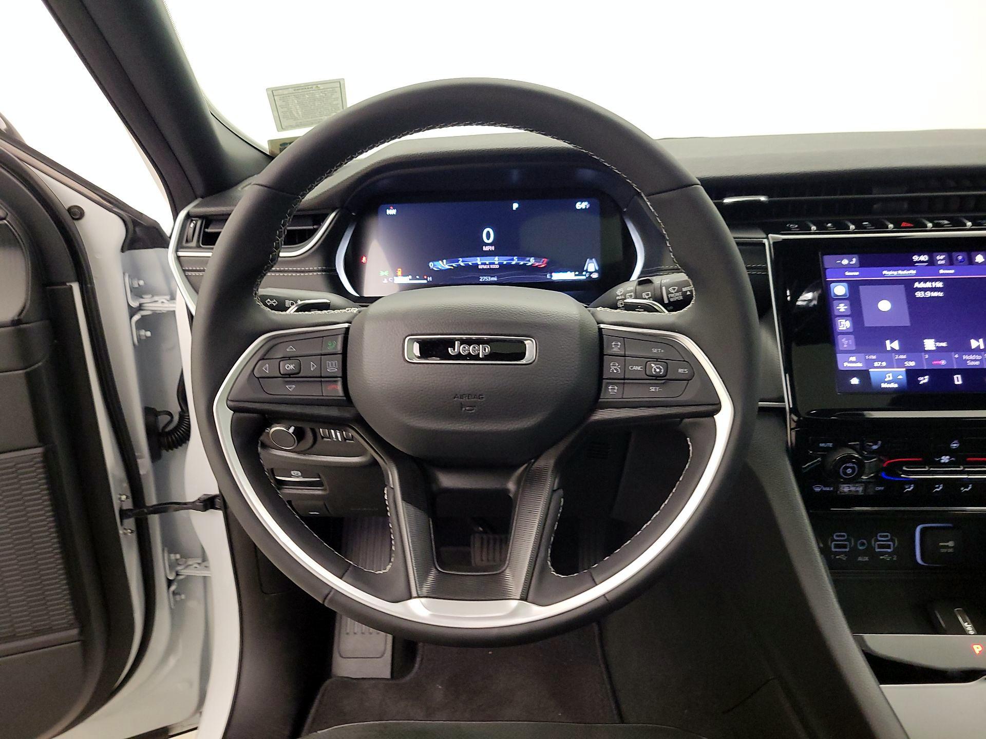 Thumbnail: 2025 Jeep Grand Cherokee - 10