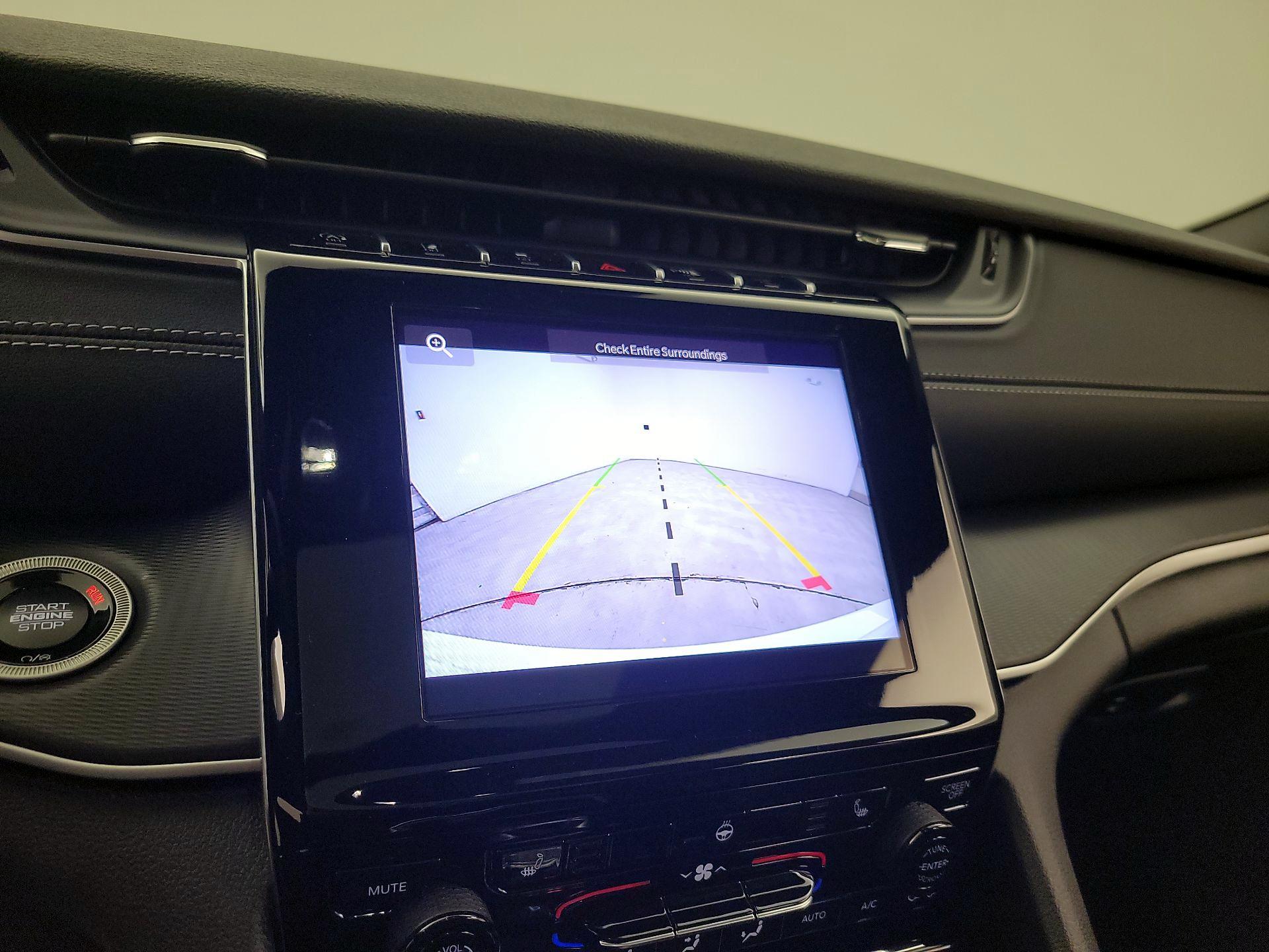 Thumbnail: 2025 Jeep Grand Cherokee - 14