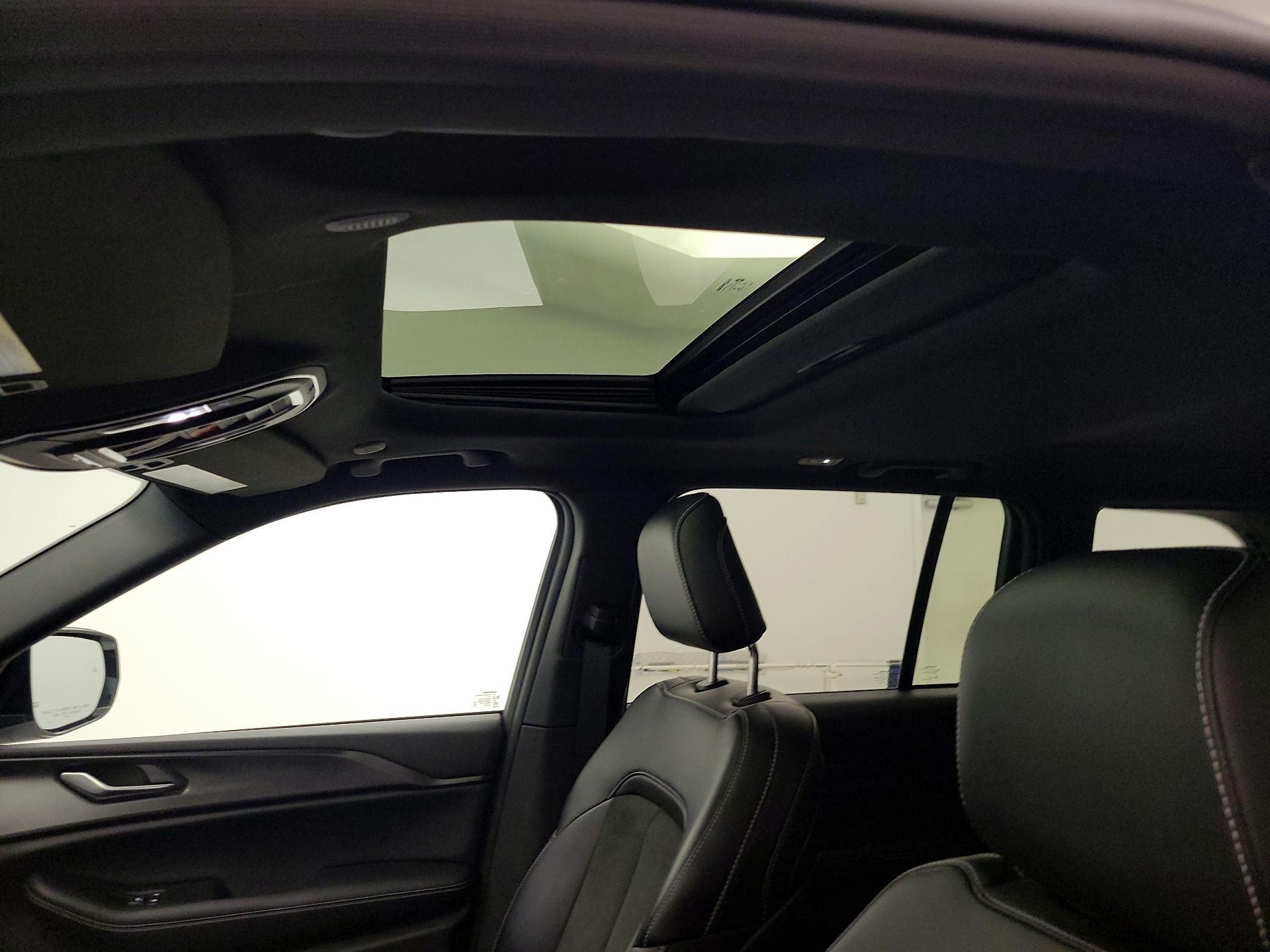 Thumbnail: 2025 Jeep Grand Cherokee - 19