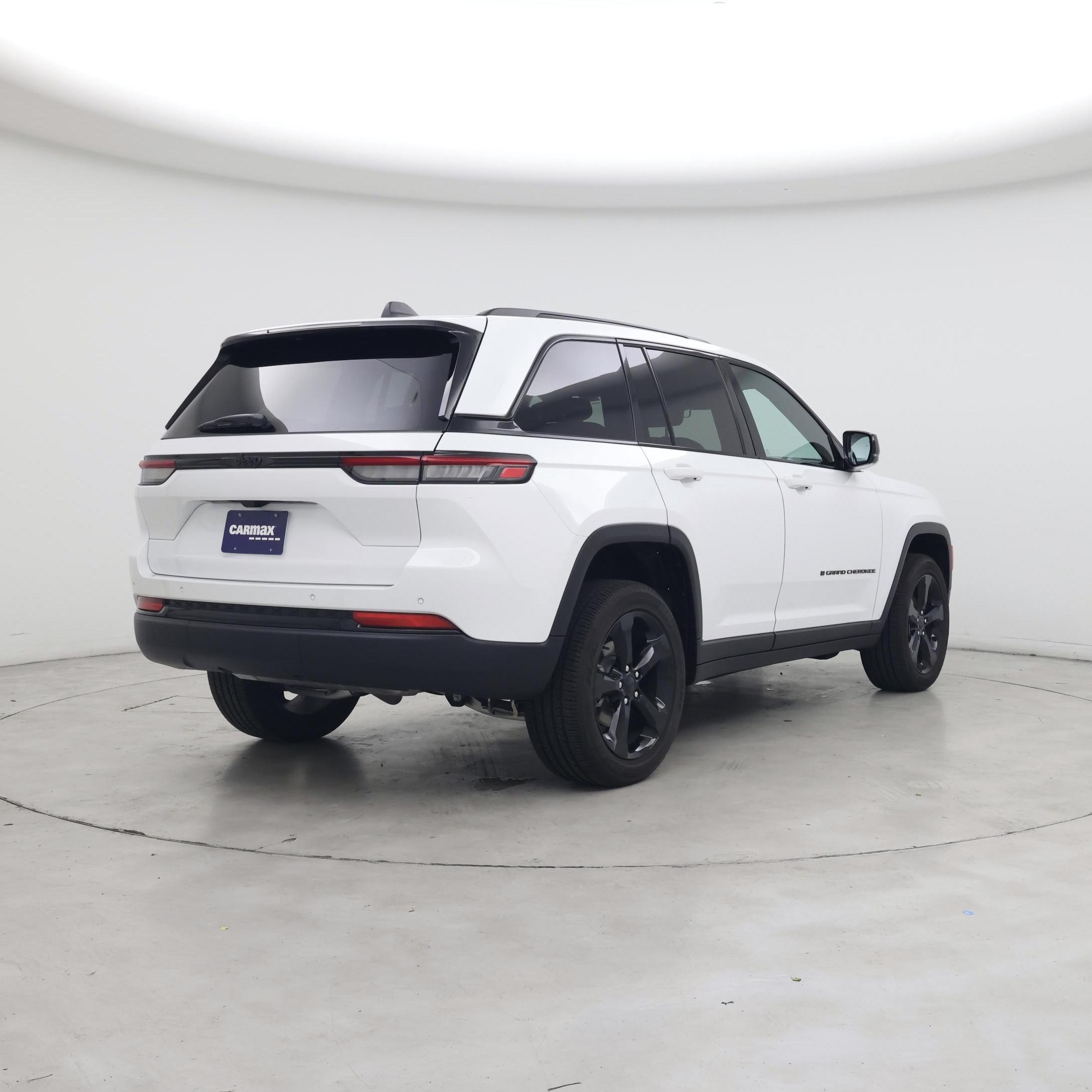 Thumbnail: 2025 Jeep Grand Cherokee - 8