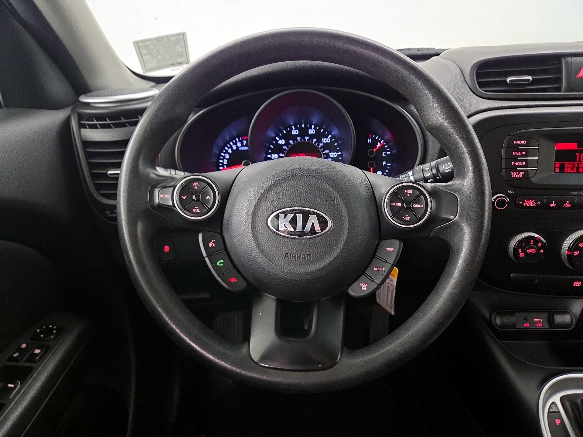 Thumbnail: 2016 Kia Soul - 10