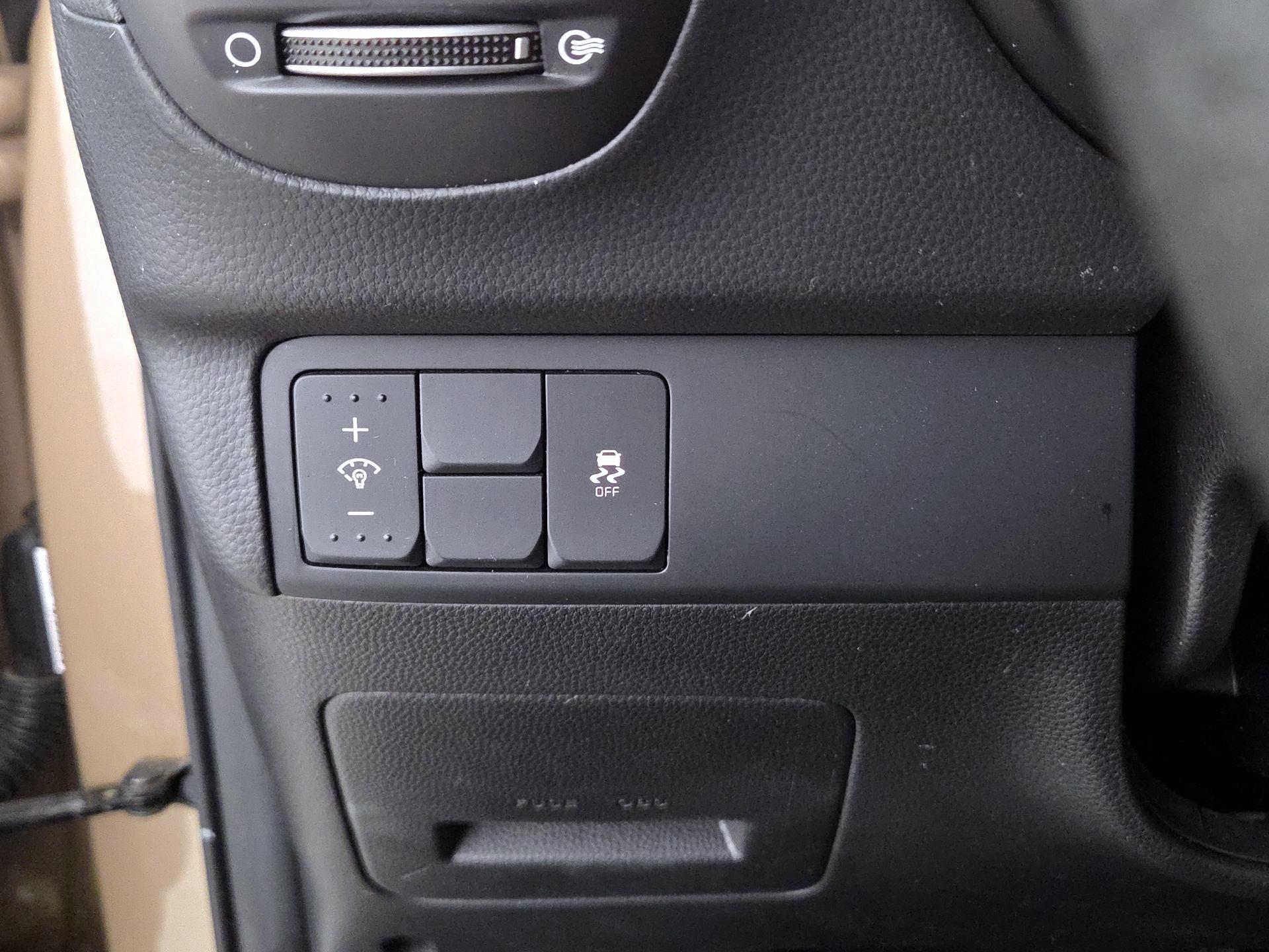 Thumbnail: 2016 Kia Soul - 13
