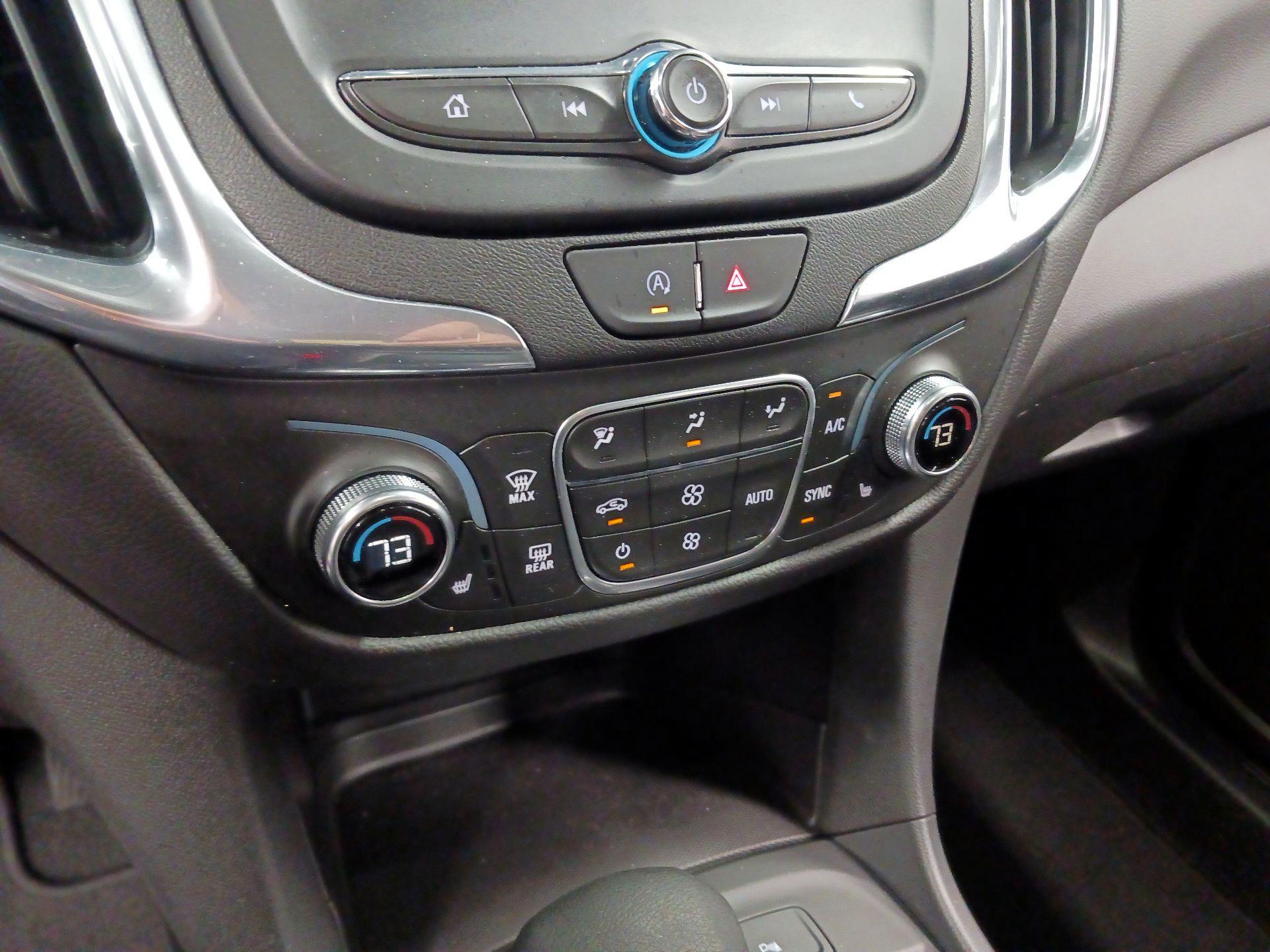 Thumbnail: 2024 Chevrolet Equinox - 15
