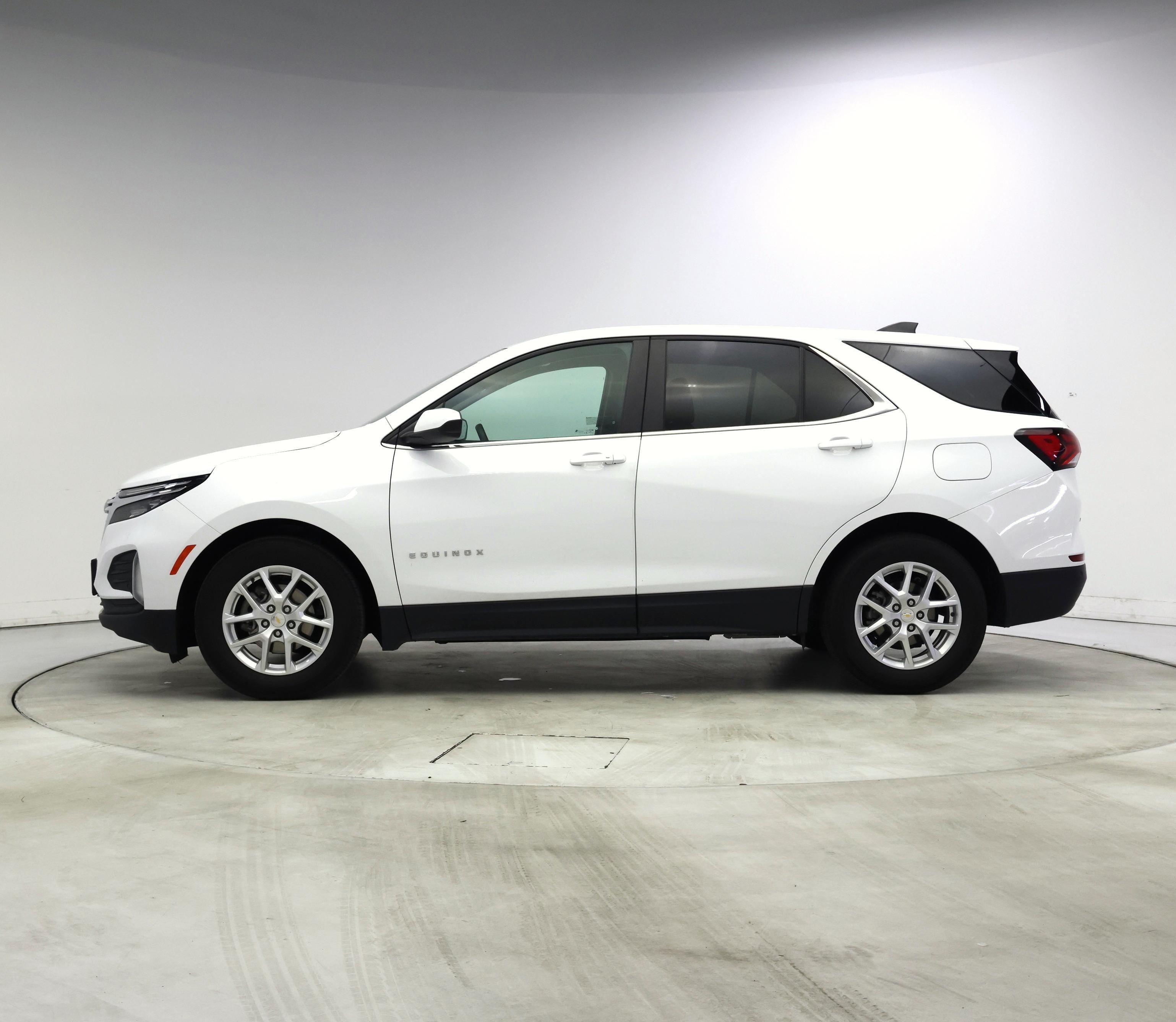 Thumbnail: 2024 Chevrolet Equinox - 3