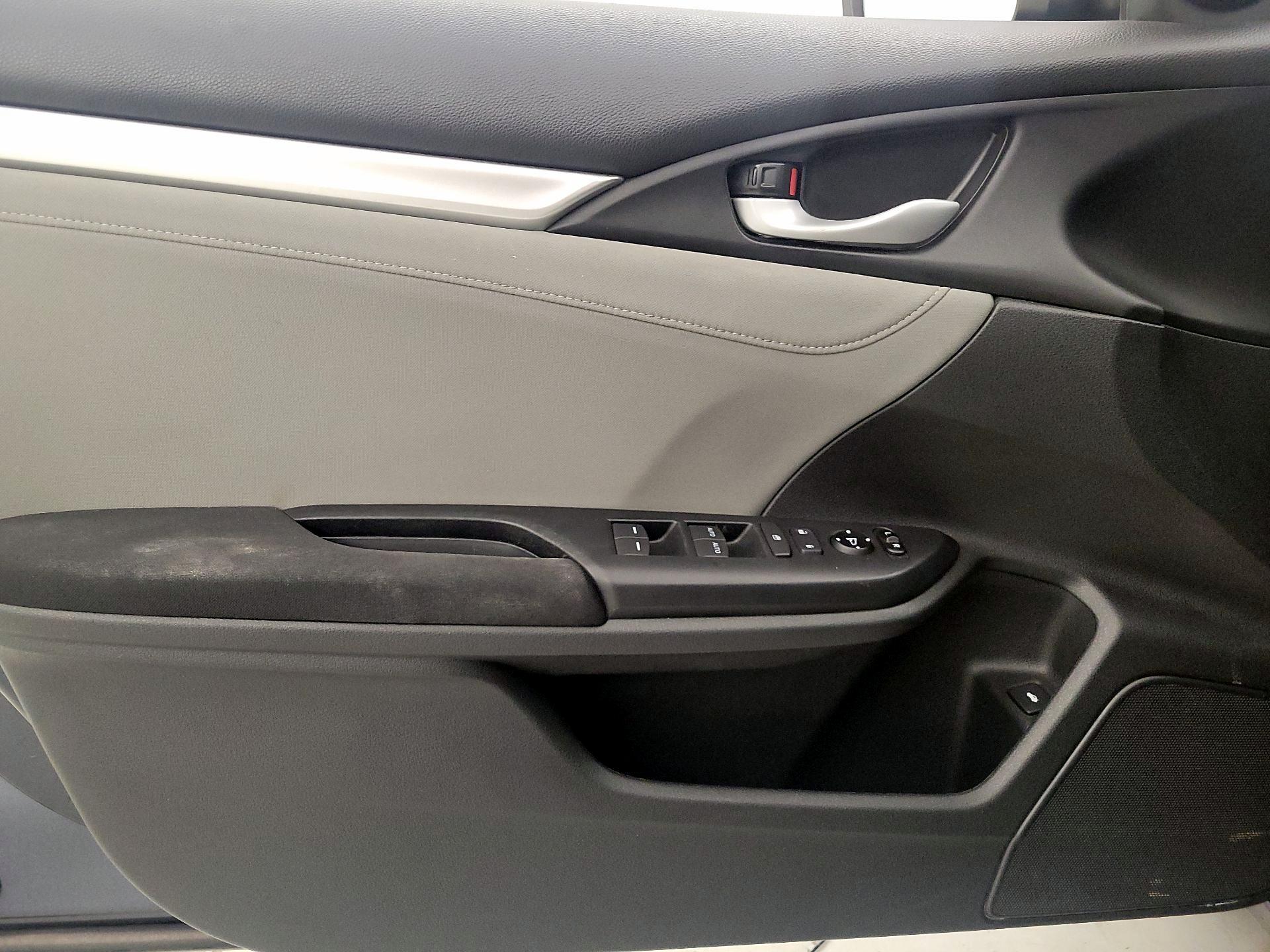 Thumbnail: 2019 Honda Civic - 12