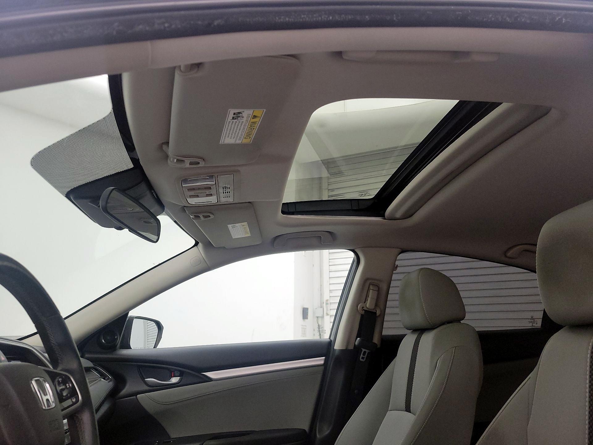 Thumbnail: 2019 Honda Civic - 19