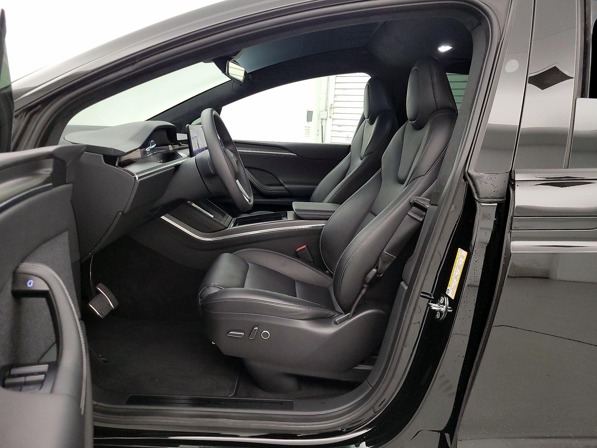 Thumbnail: 2023 Tesla Model X - 11