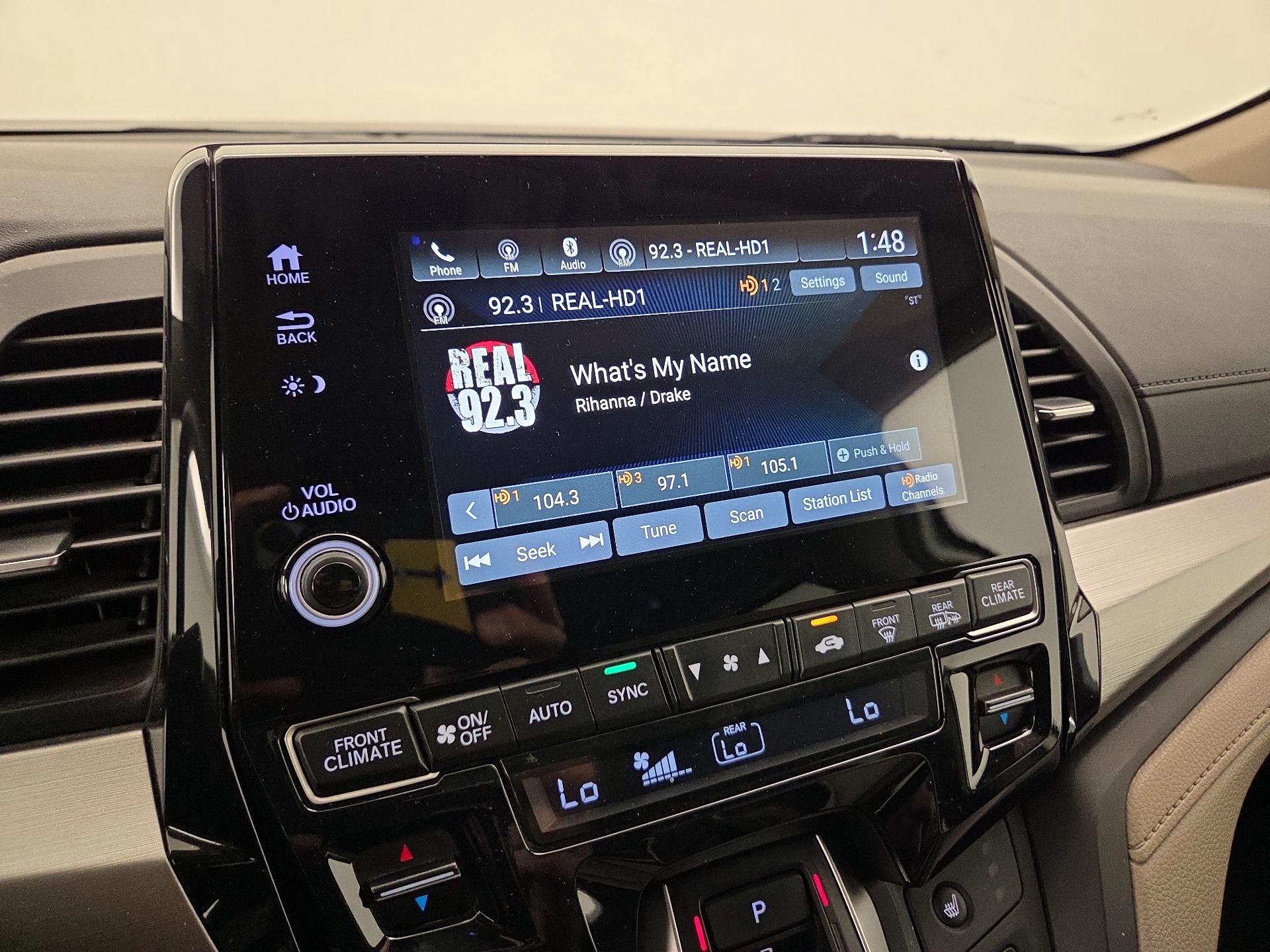 Thumbnail: 2019 Honda Odyssey - 15