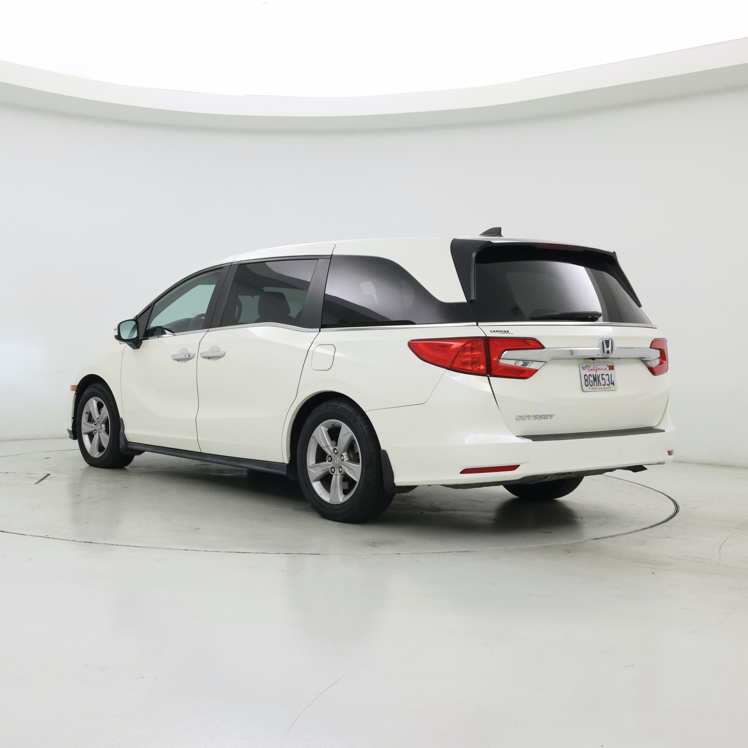 Thumbnail: 2019 Honda Odyssey - 2