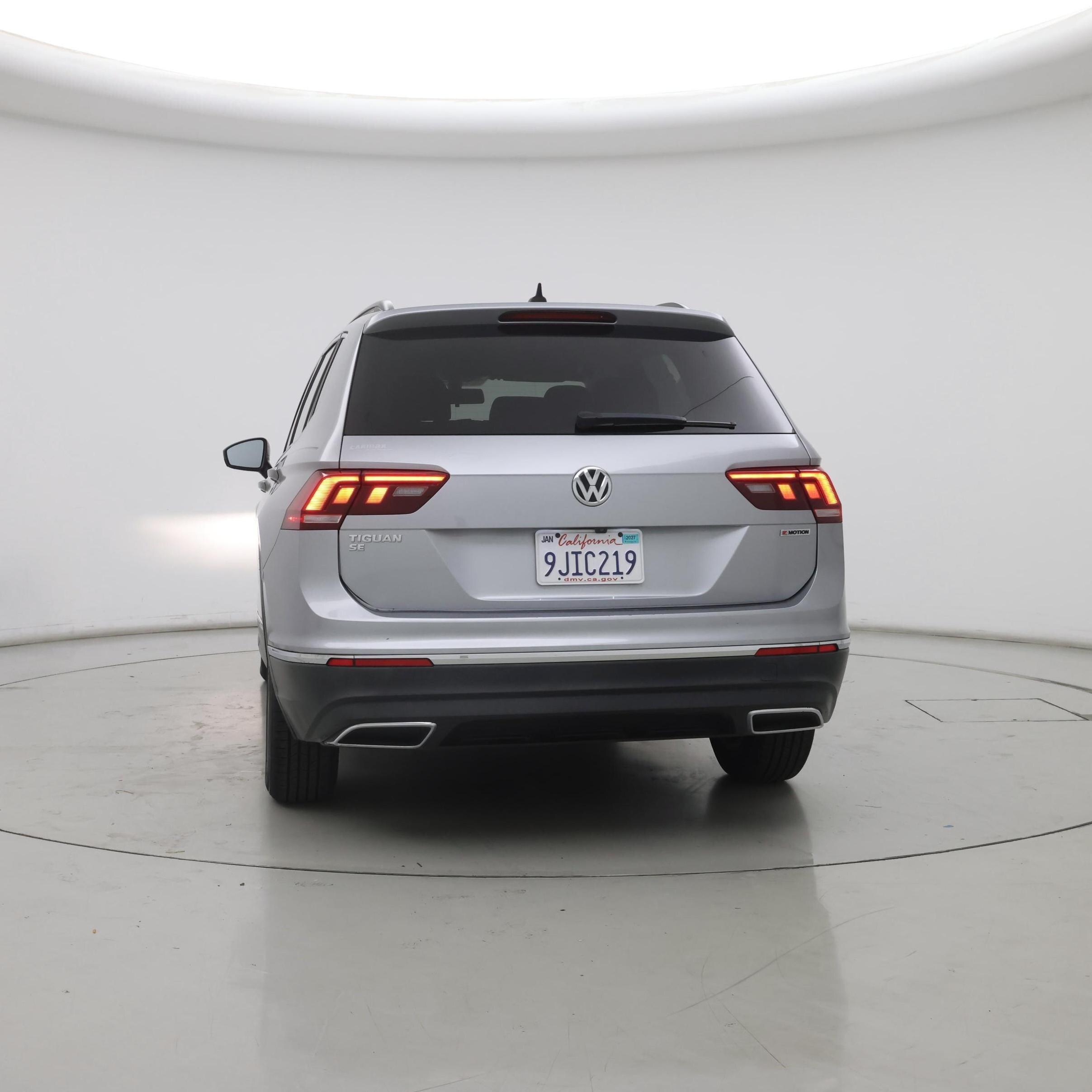Thumbnail: 2020 Volkswagen Tiguan - 6