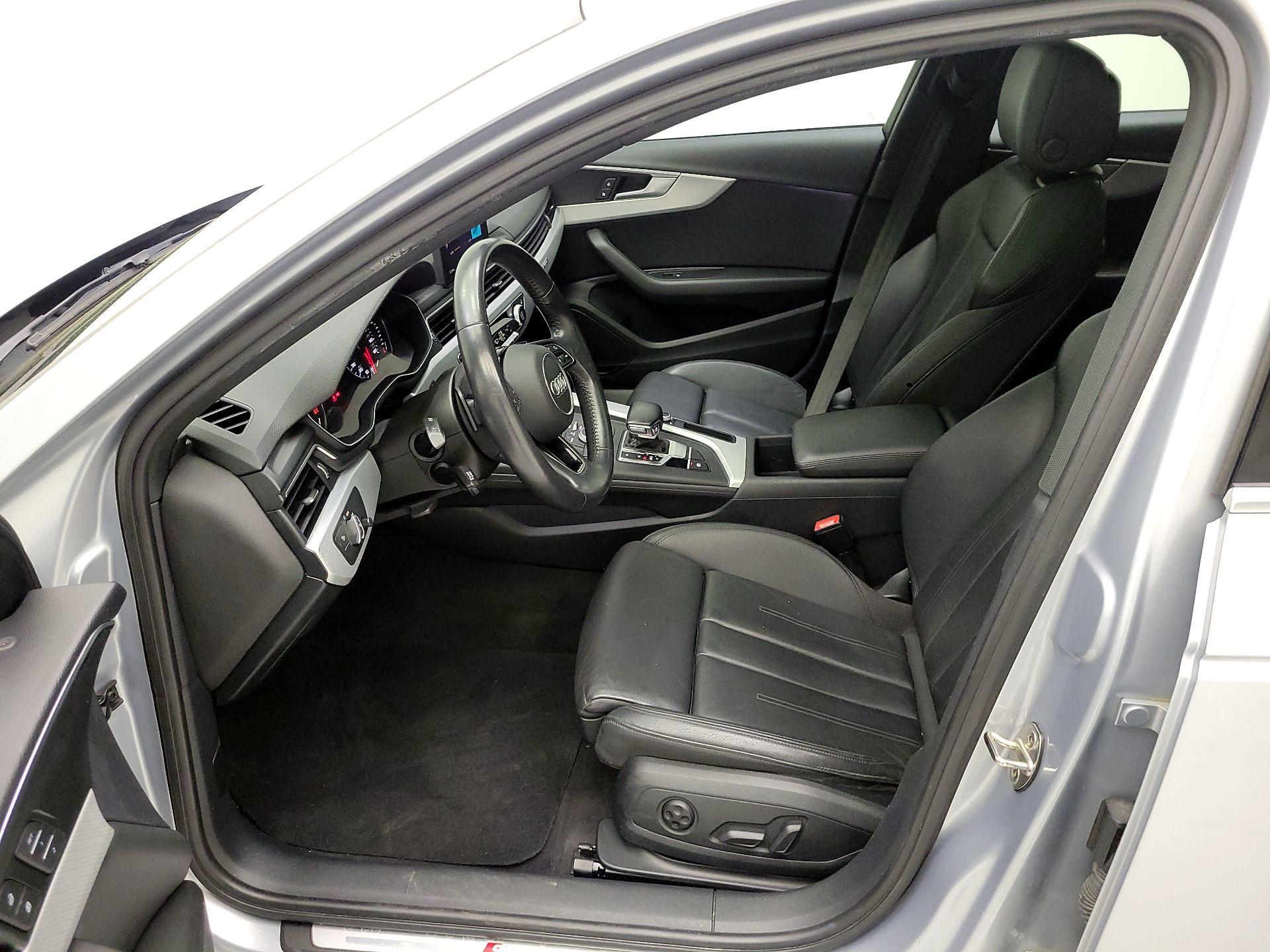 Thumbnail: 2019 Audi A4 - 9