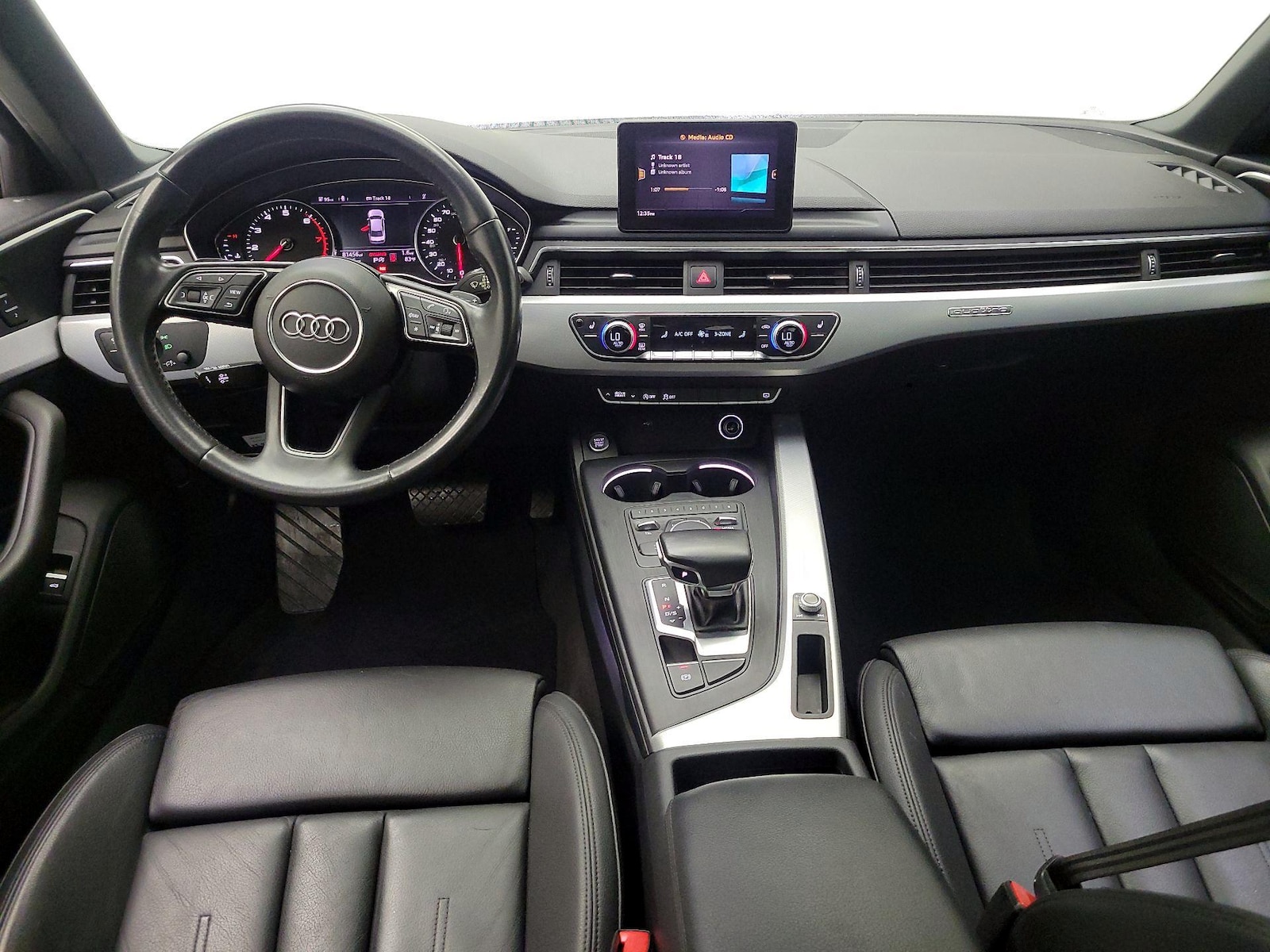 2019 Audi A4 Premium - Photo 8