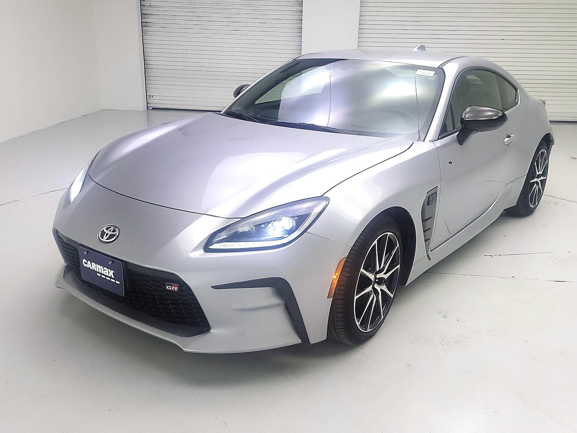 Thumbnail: 2023 Toyota GR86 - 3