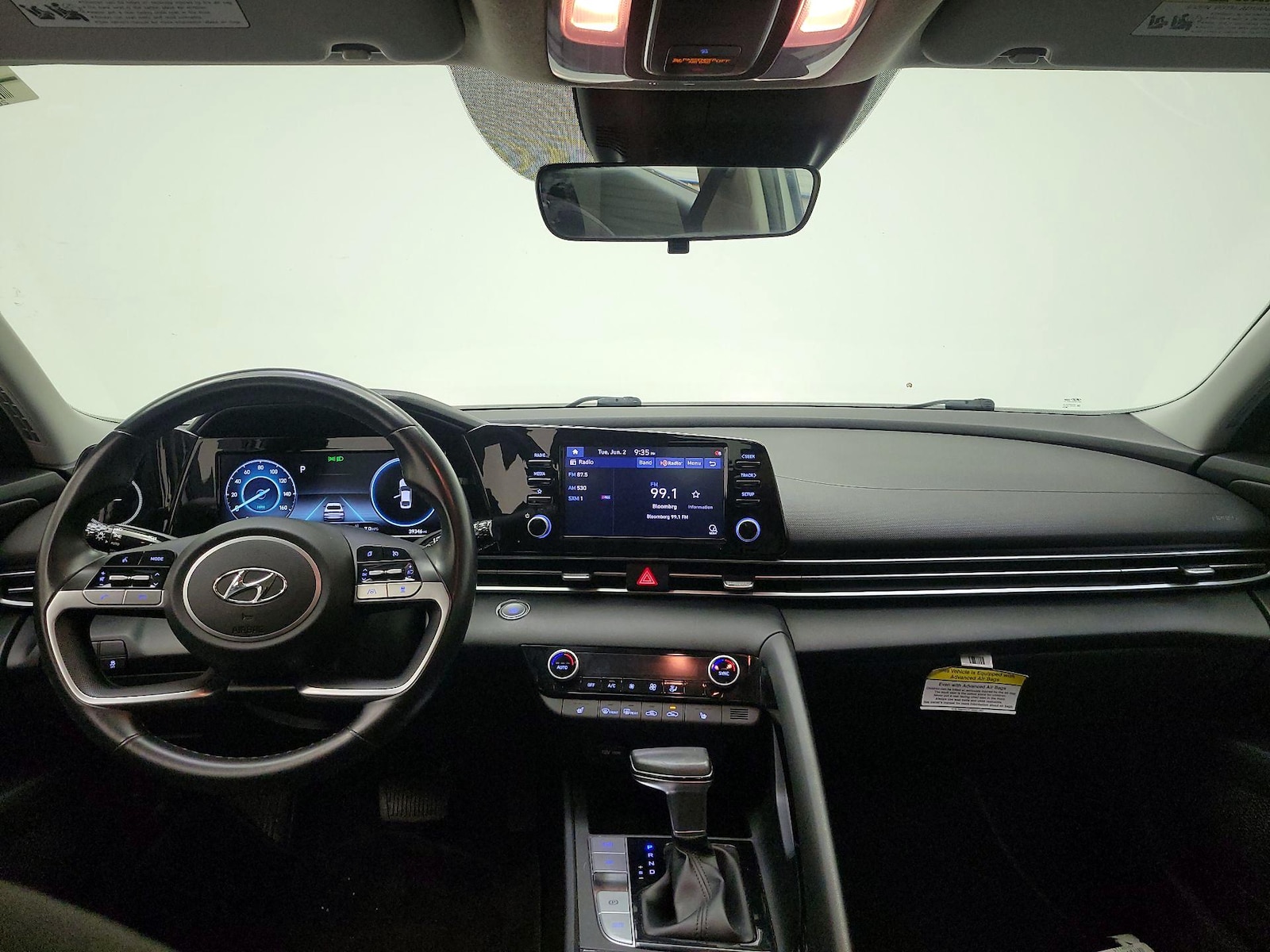 2021 Hyundai Elantra SEL - Photo 10