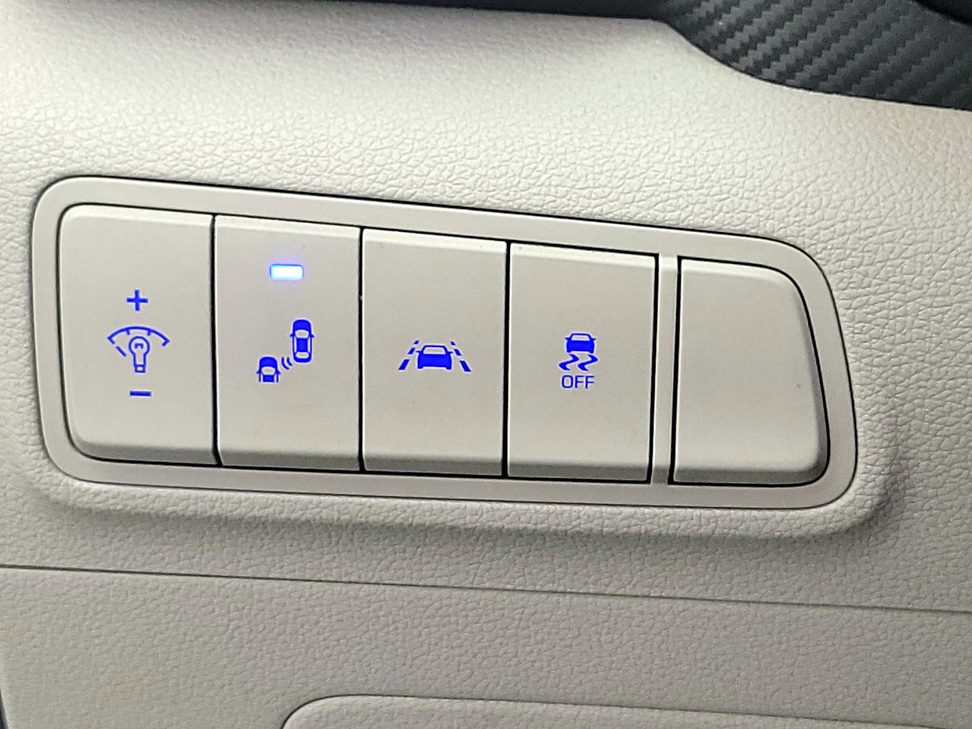 Thumbnail: 2019 Hyundai Tucson - 11