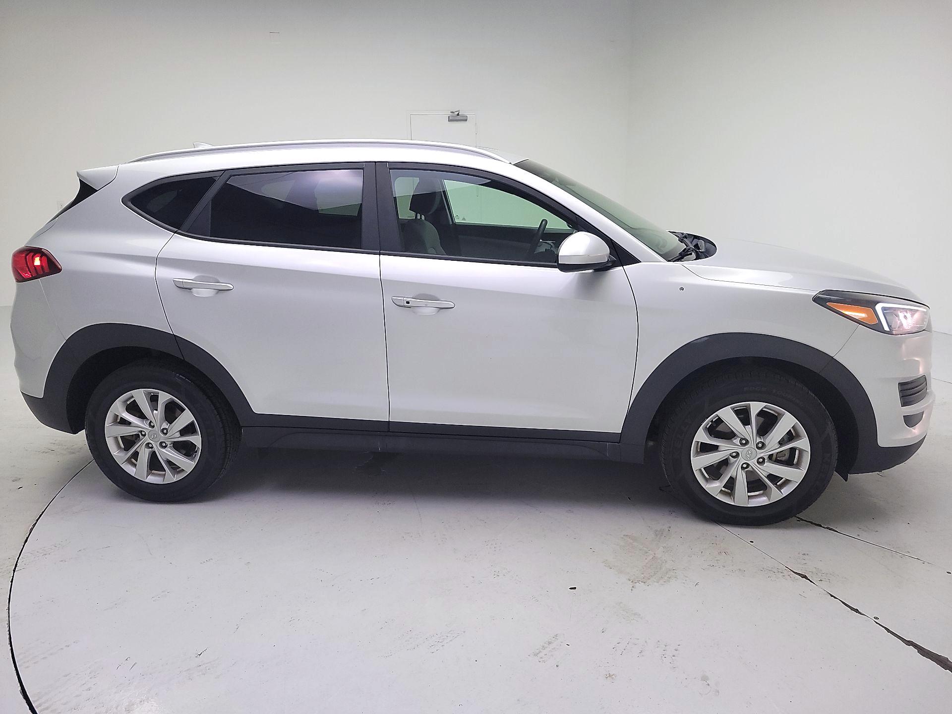 Thumbnail: 2019 Hyundai Tucson - 4