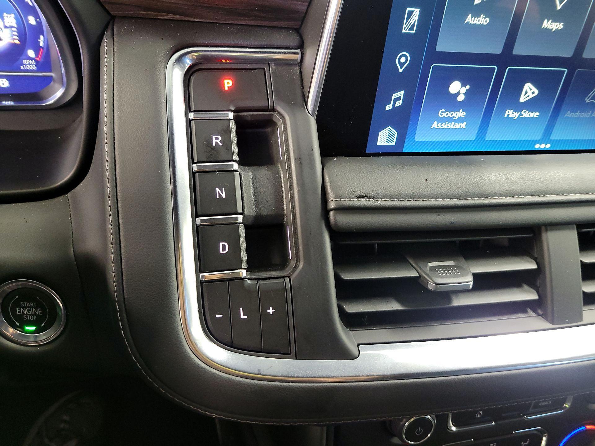 Thumbnail: 2023 Chevrolet Tahoe - 17