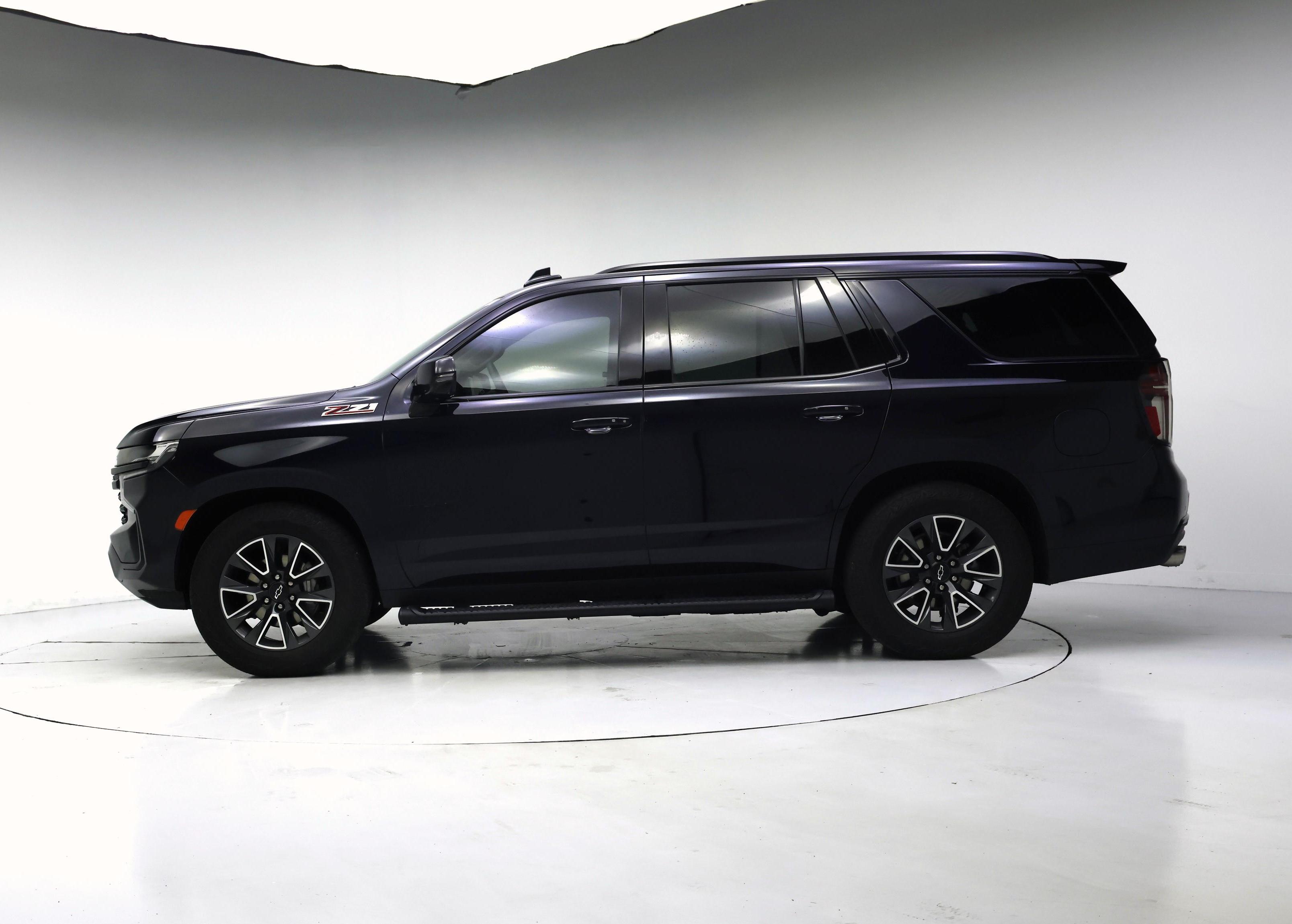 Thumbnail: 2023 Chevrolet Tahoe - 3