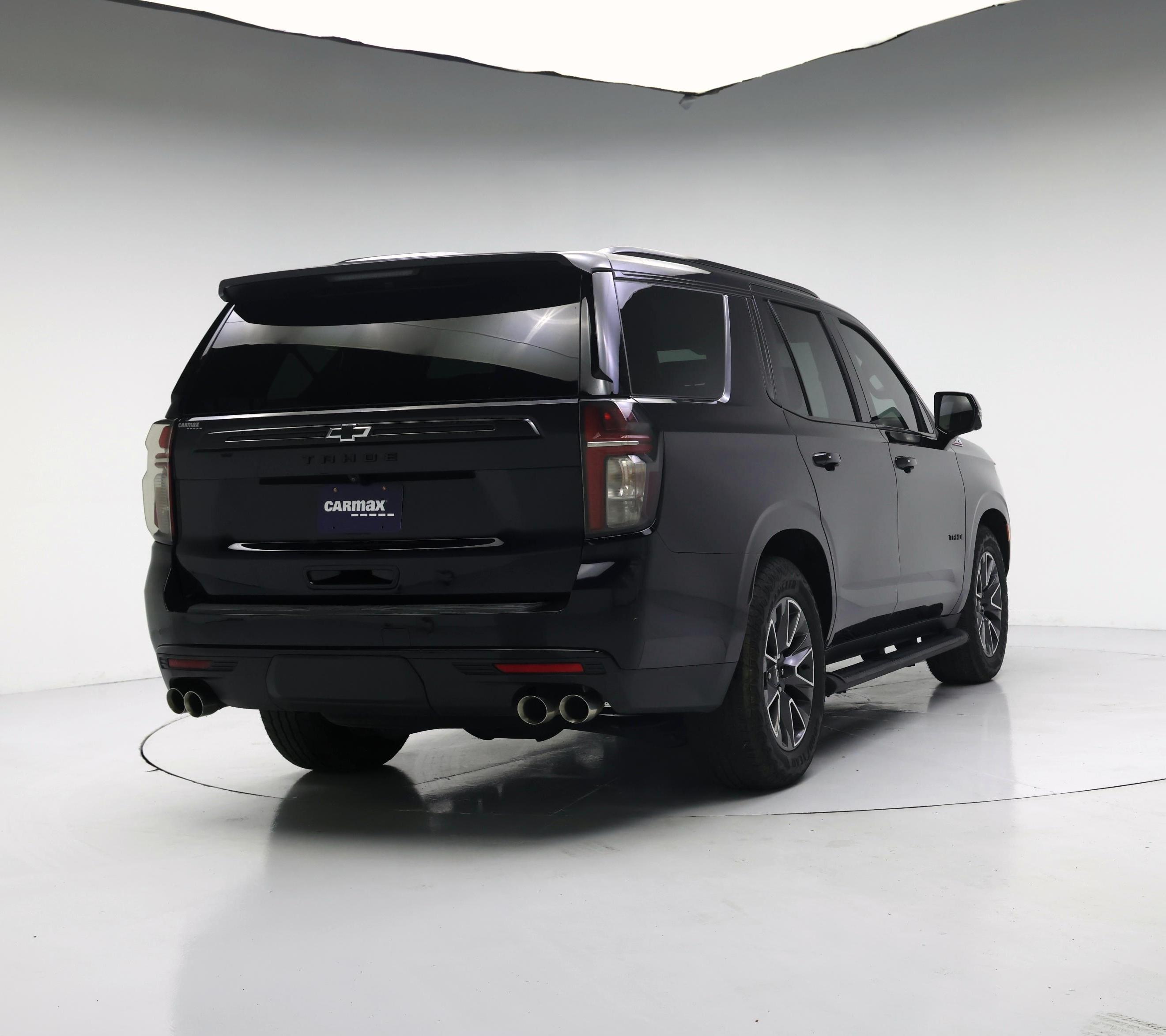 Thumbnail: 2023 Chevrolet Tahoe - 8
