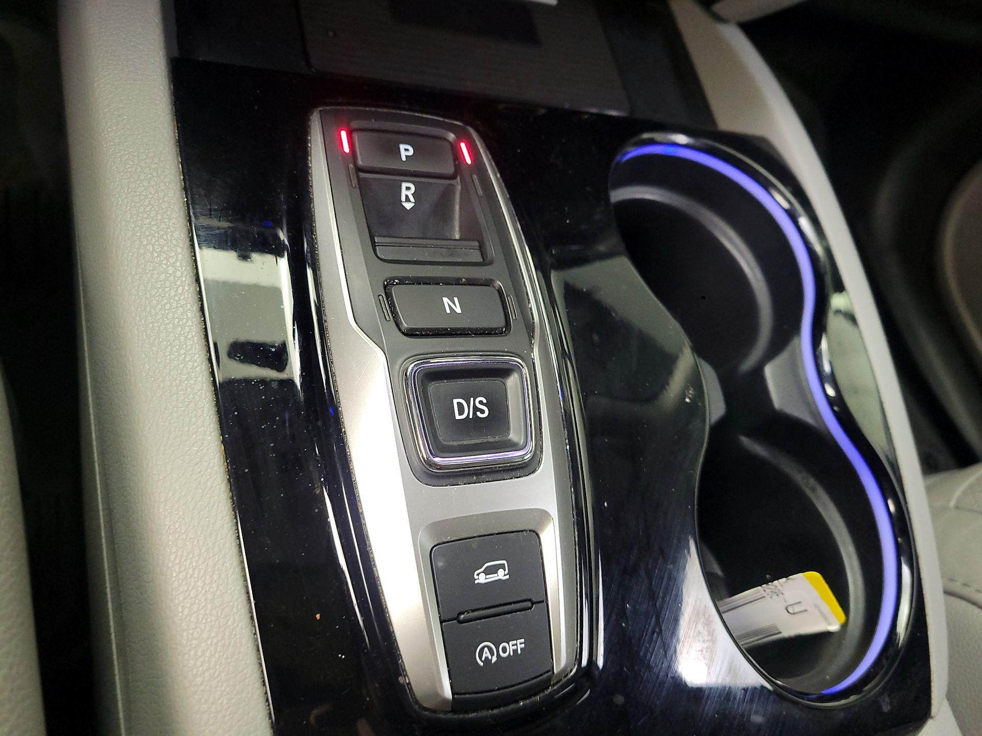 Thumbnail: 2020 Honda Pilot - 18