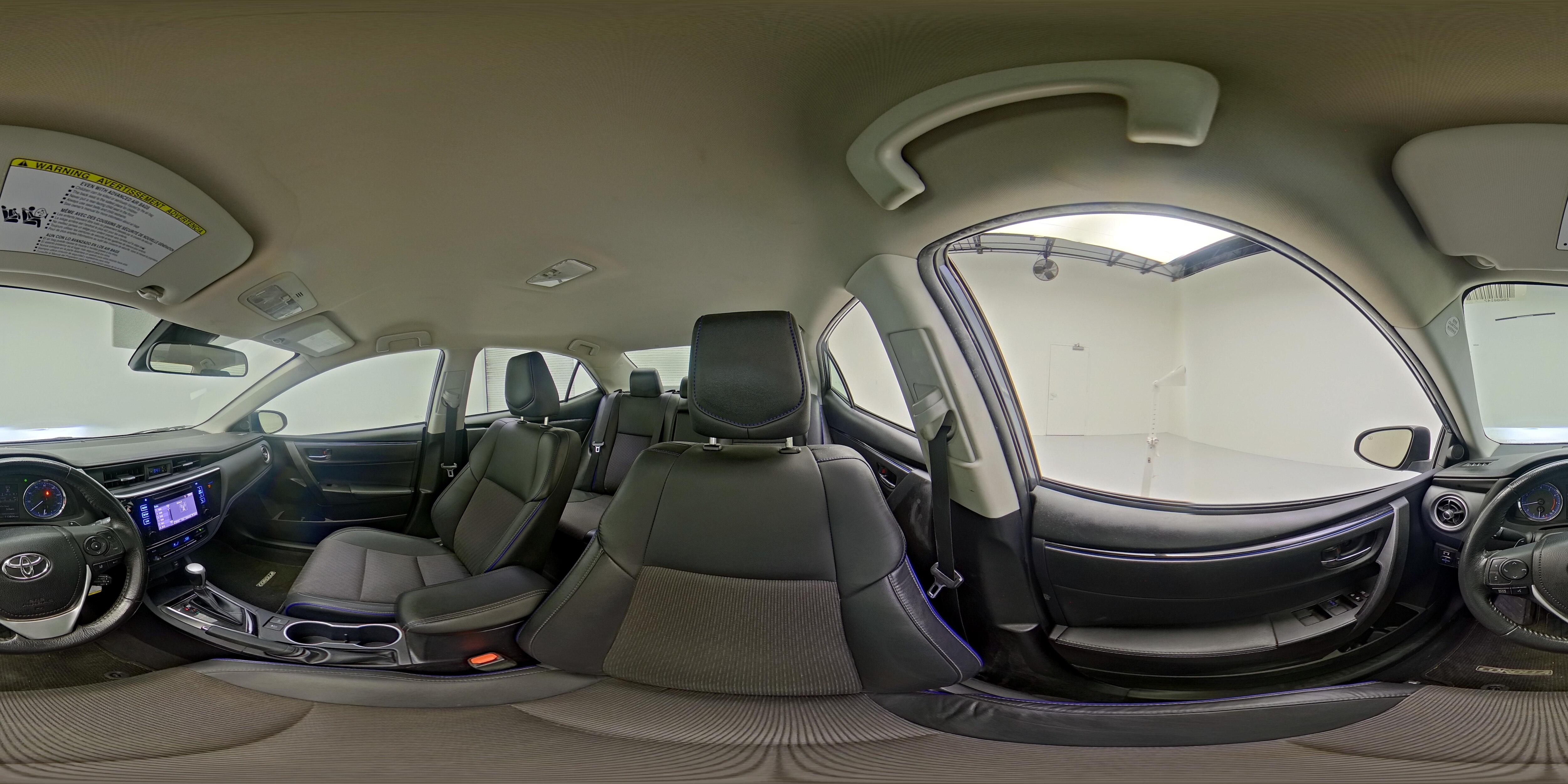 2018 Toyota Corolla SE - Photo 24