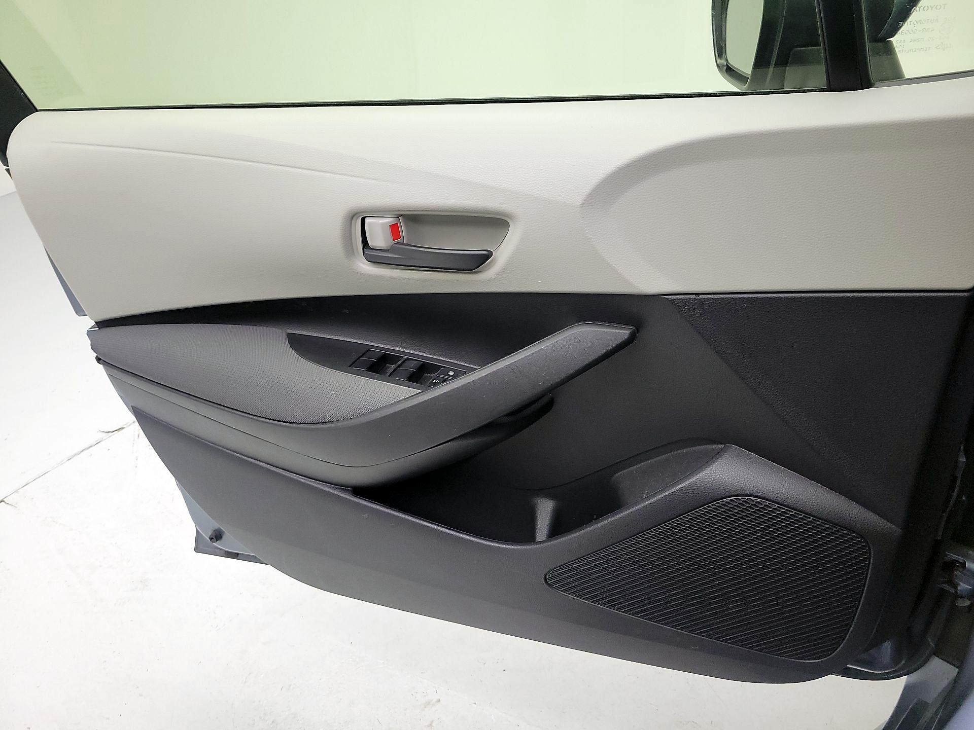 Thumbnail: 2022 Toyota Corolla - 10