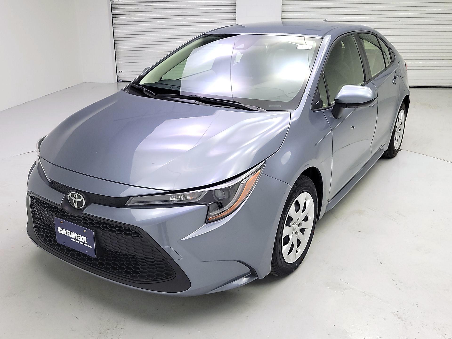 Thumbnail: 2022 Toyota Corolla - 3