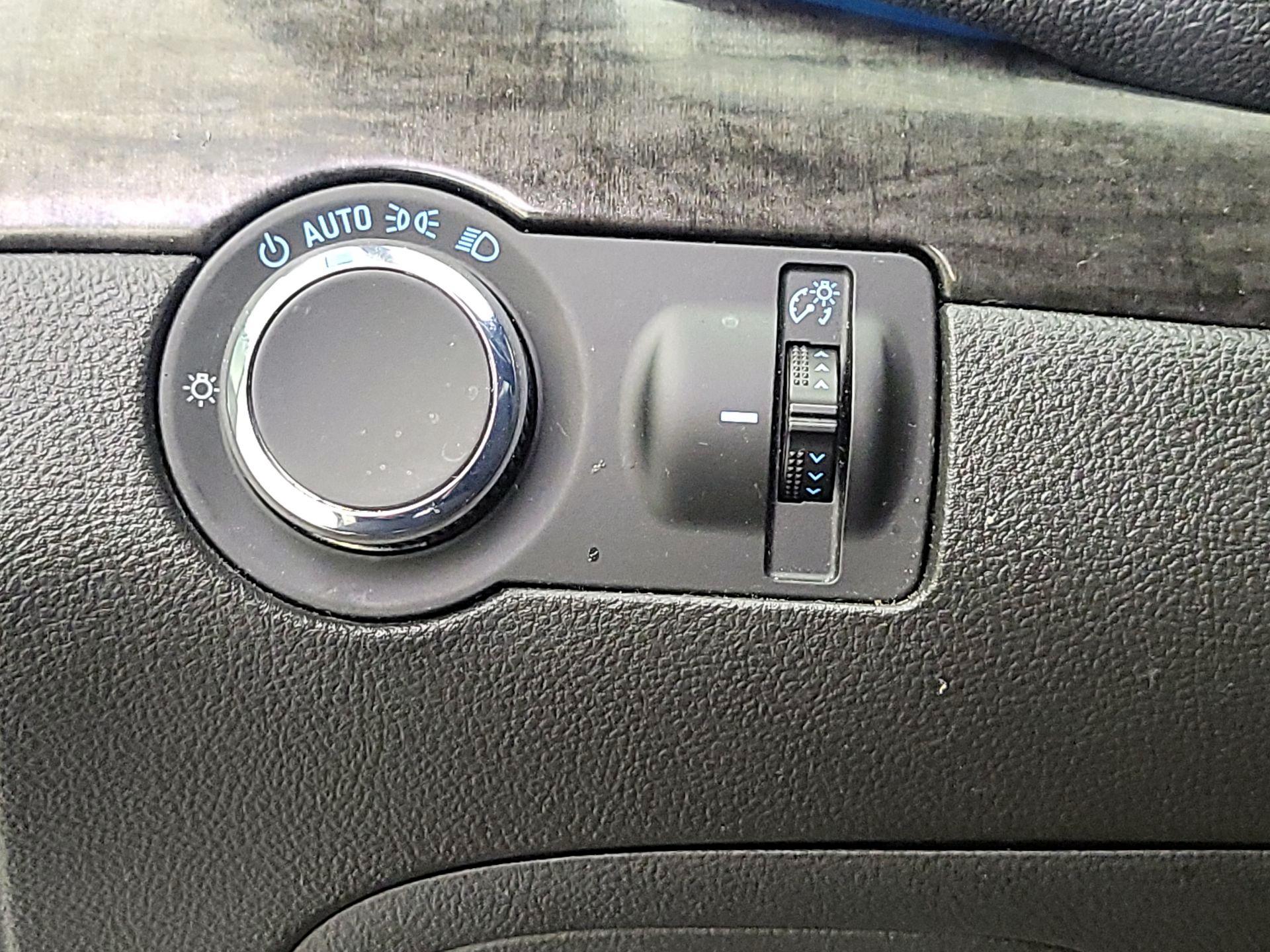 Thumbnail: 2016 Buick Encore - 11